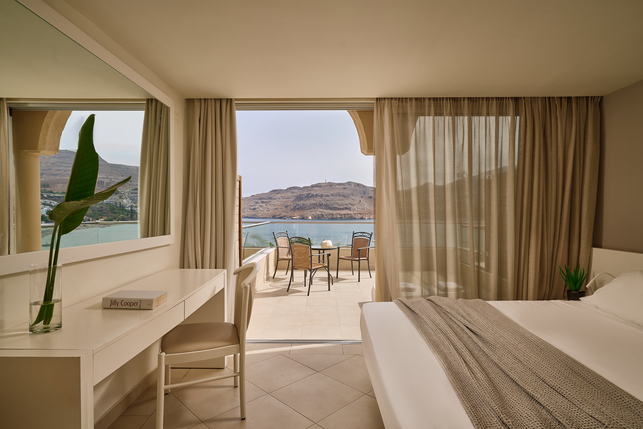 Junior Suite Beach Front