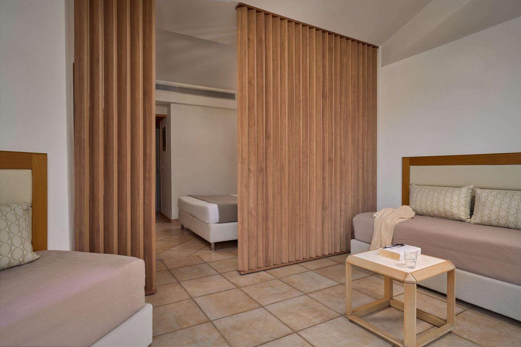 Family Room Superior with Views