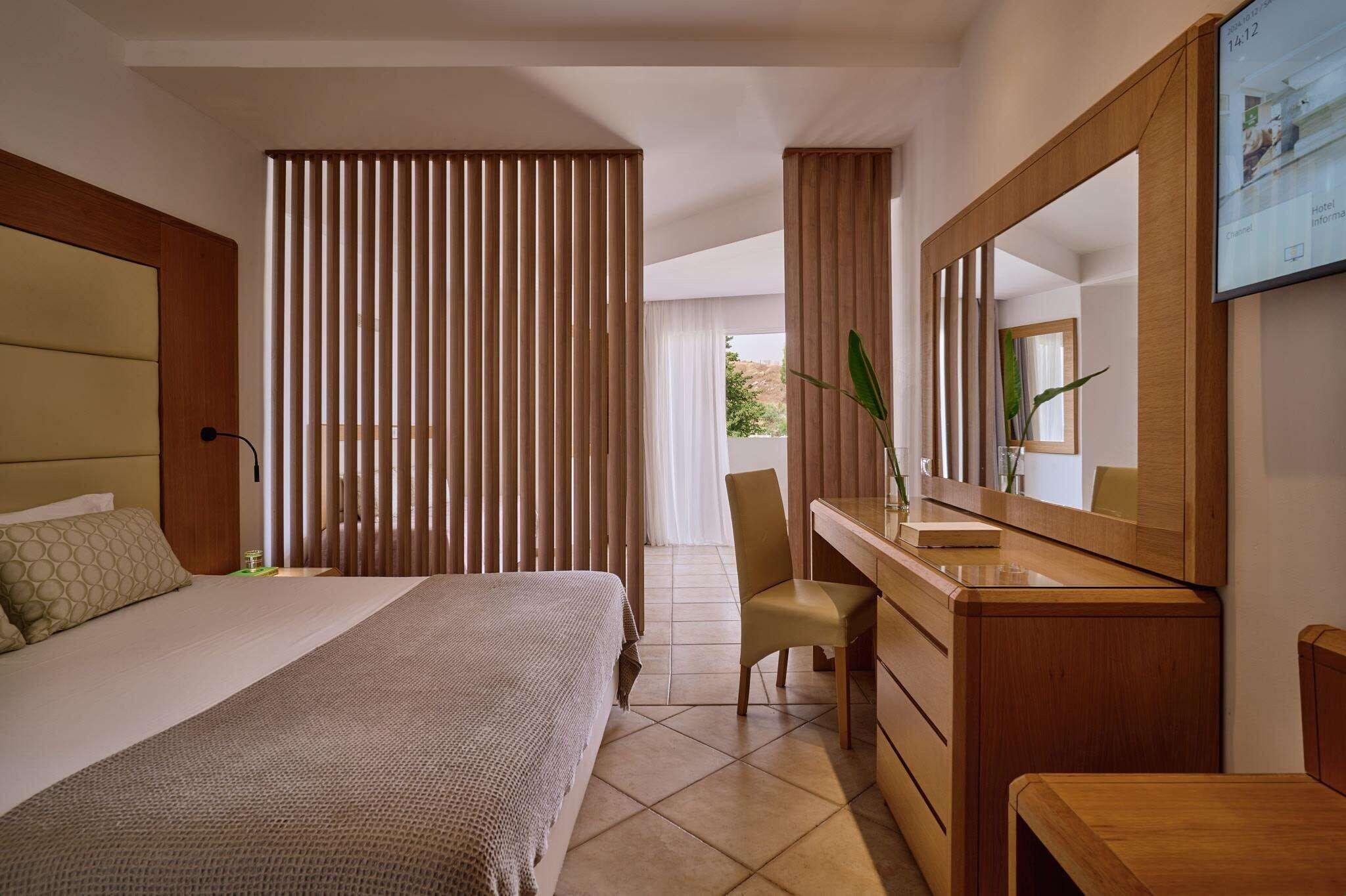 Family Room Superior with Views