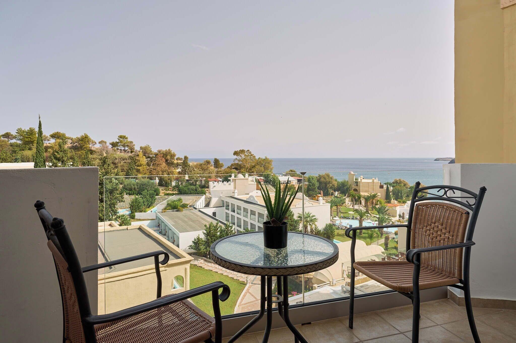 Family Room Superior with Views