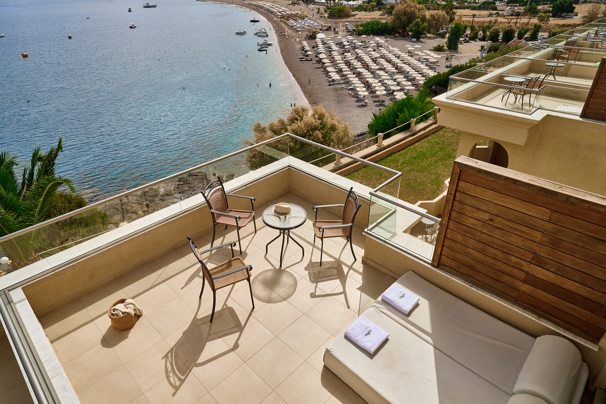 Junior Suite Beach Front