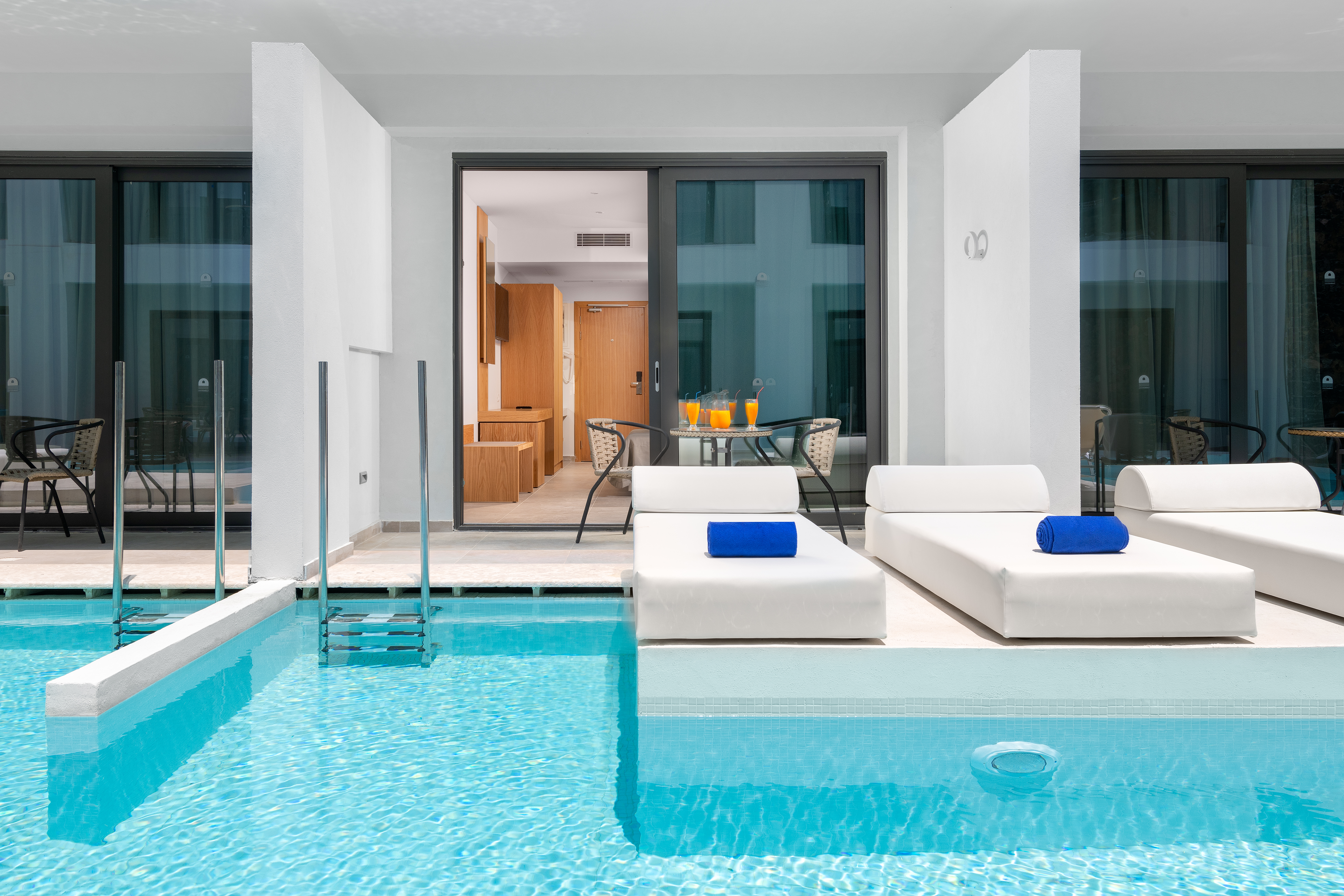 Double or Twin Deluxe