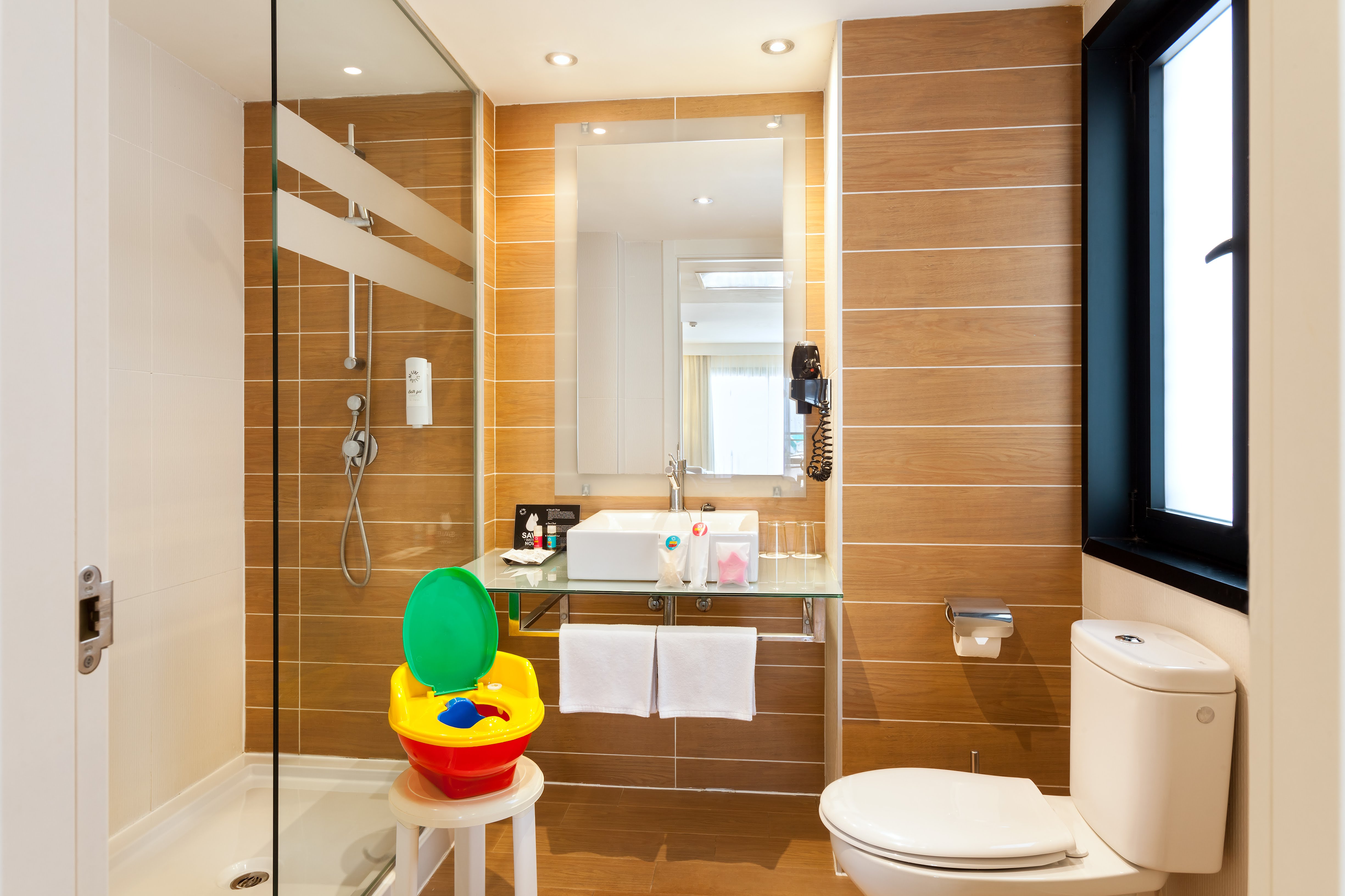 Family Room Superior