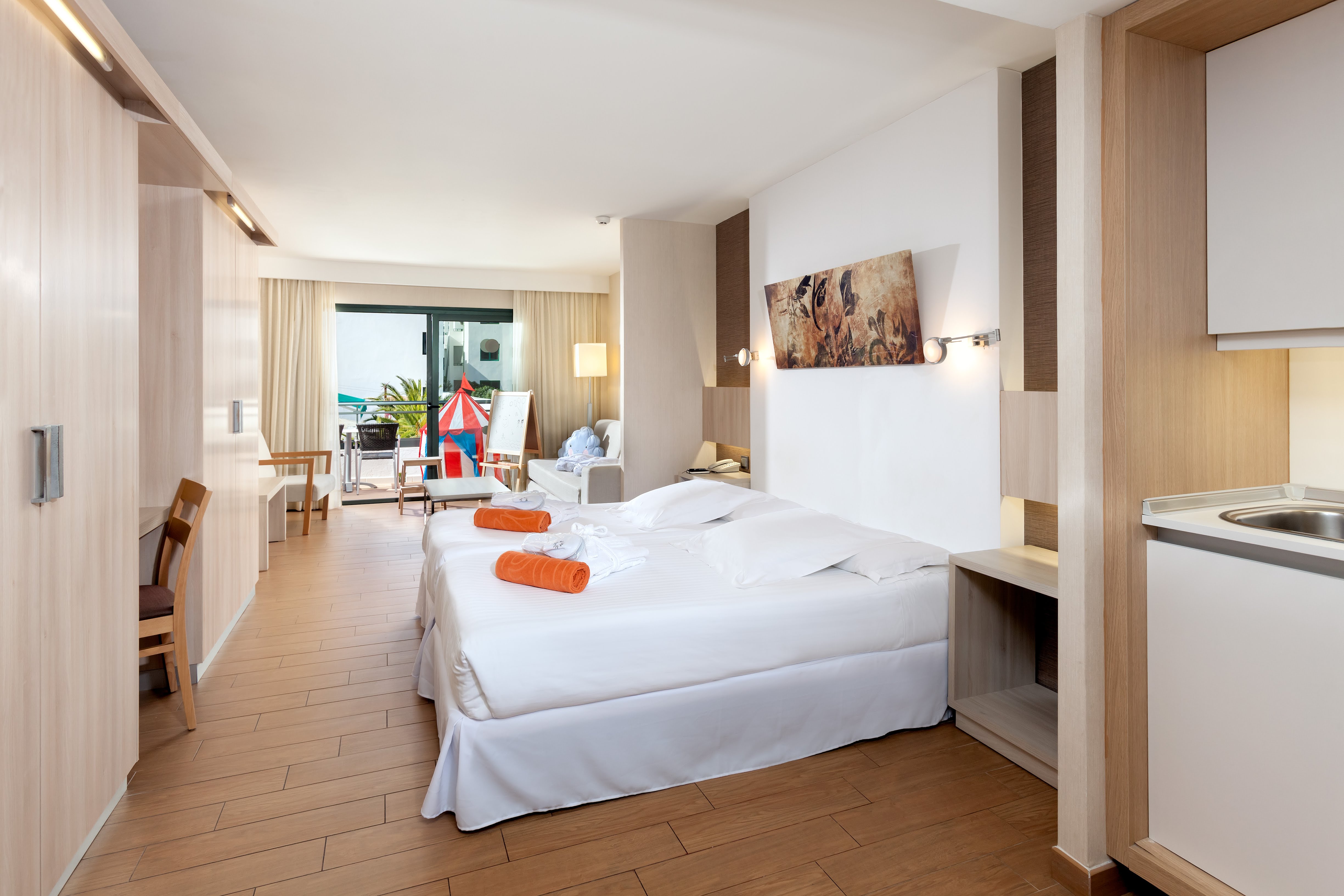 Family Room Superior