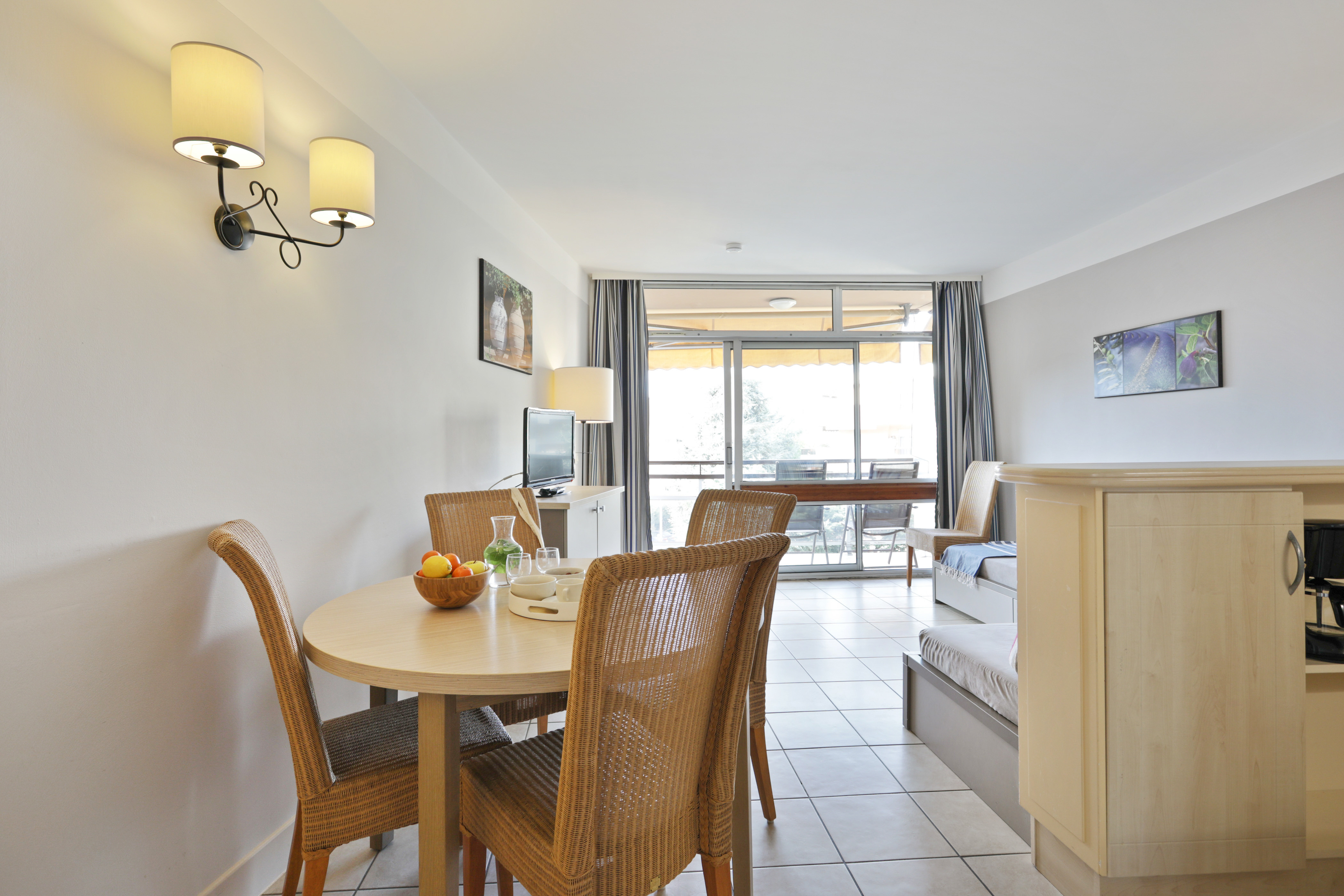 Apartment Capacity 6