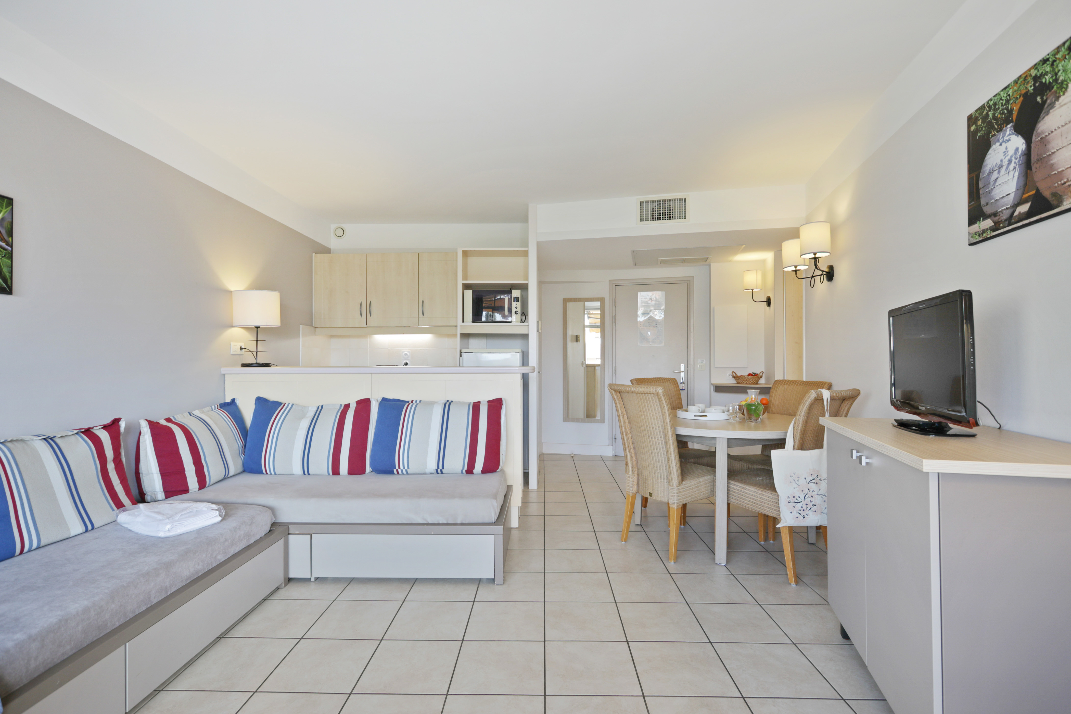 Apartment Capacity 6