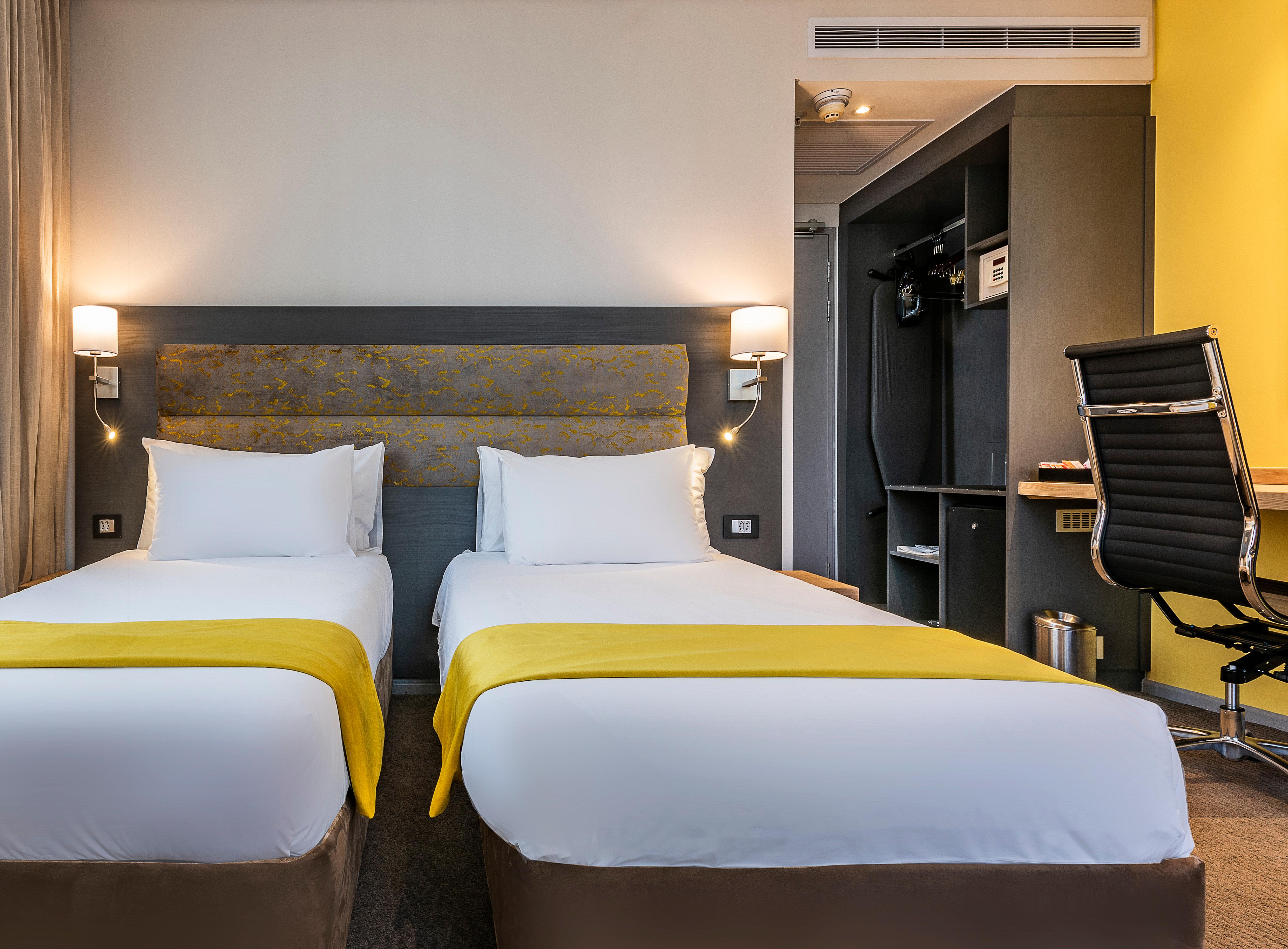 Family Room Deluxe Two Beds