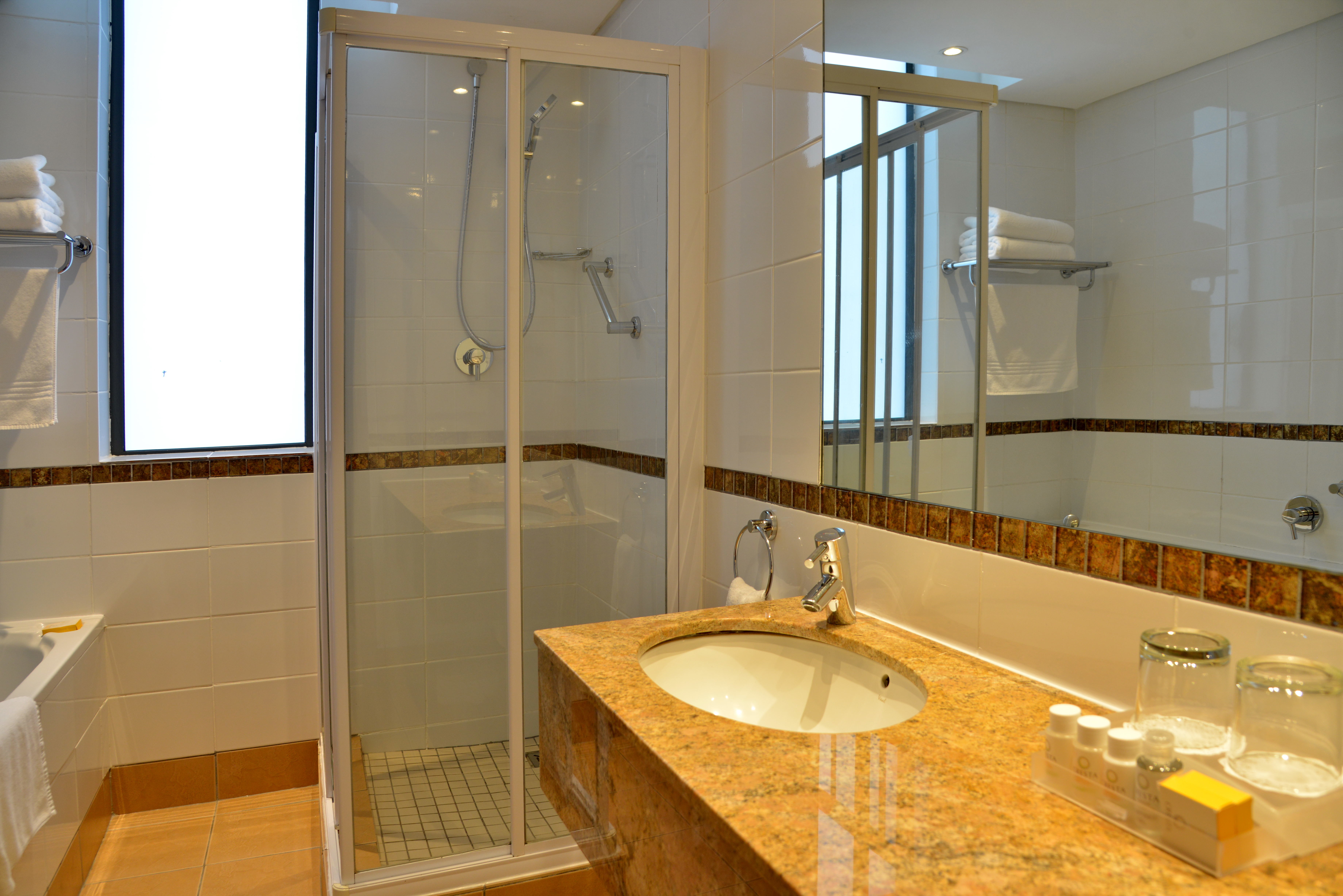 Double Deluxe King Bed