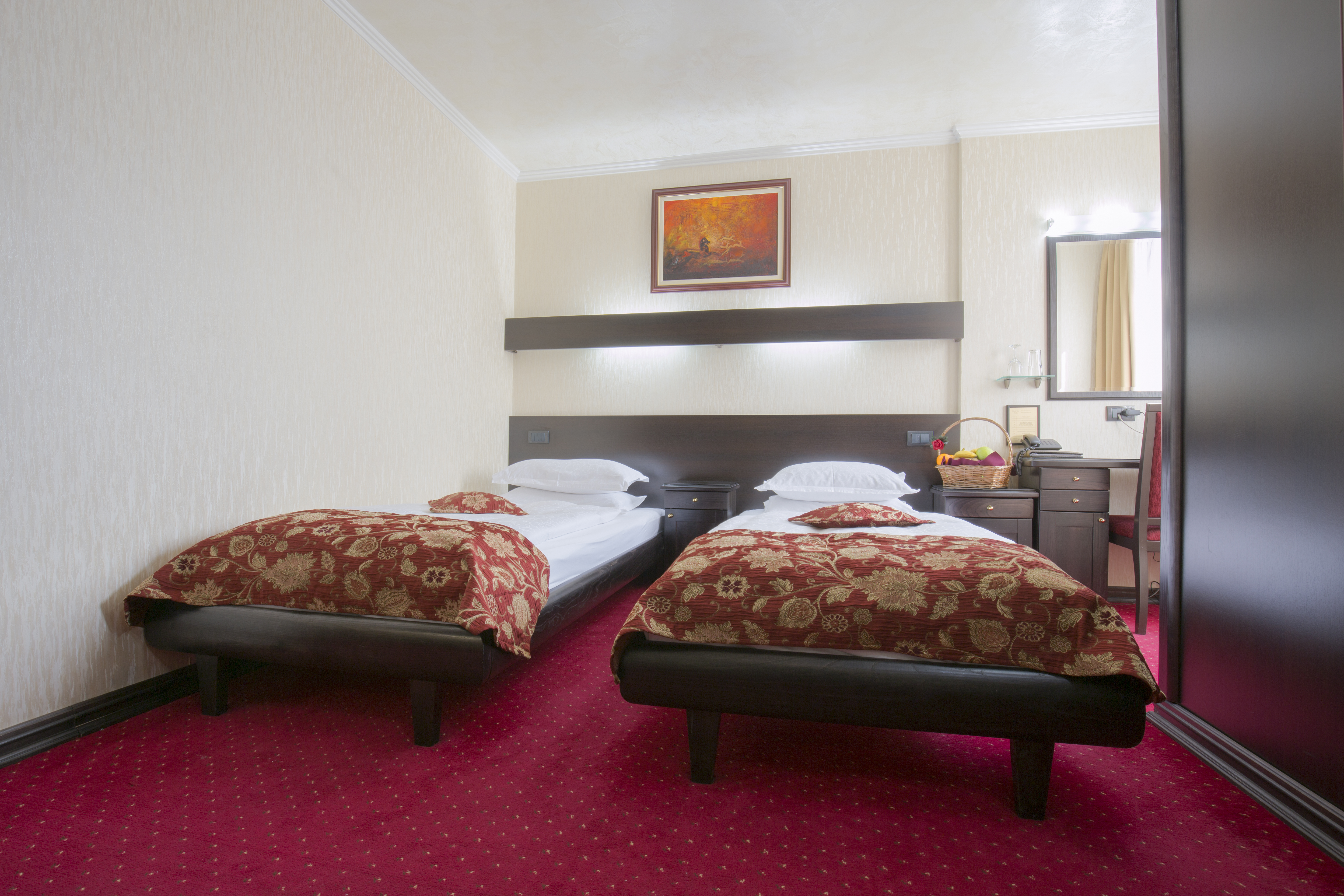 Double or Twin Standard