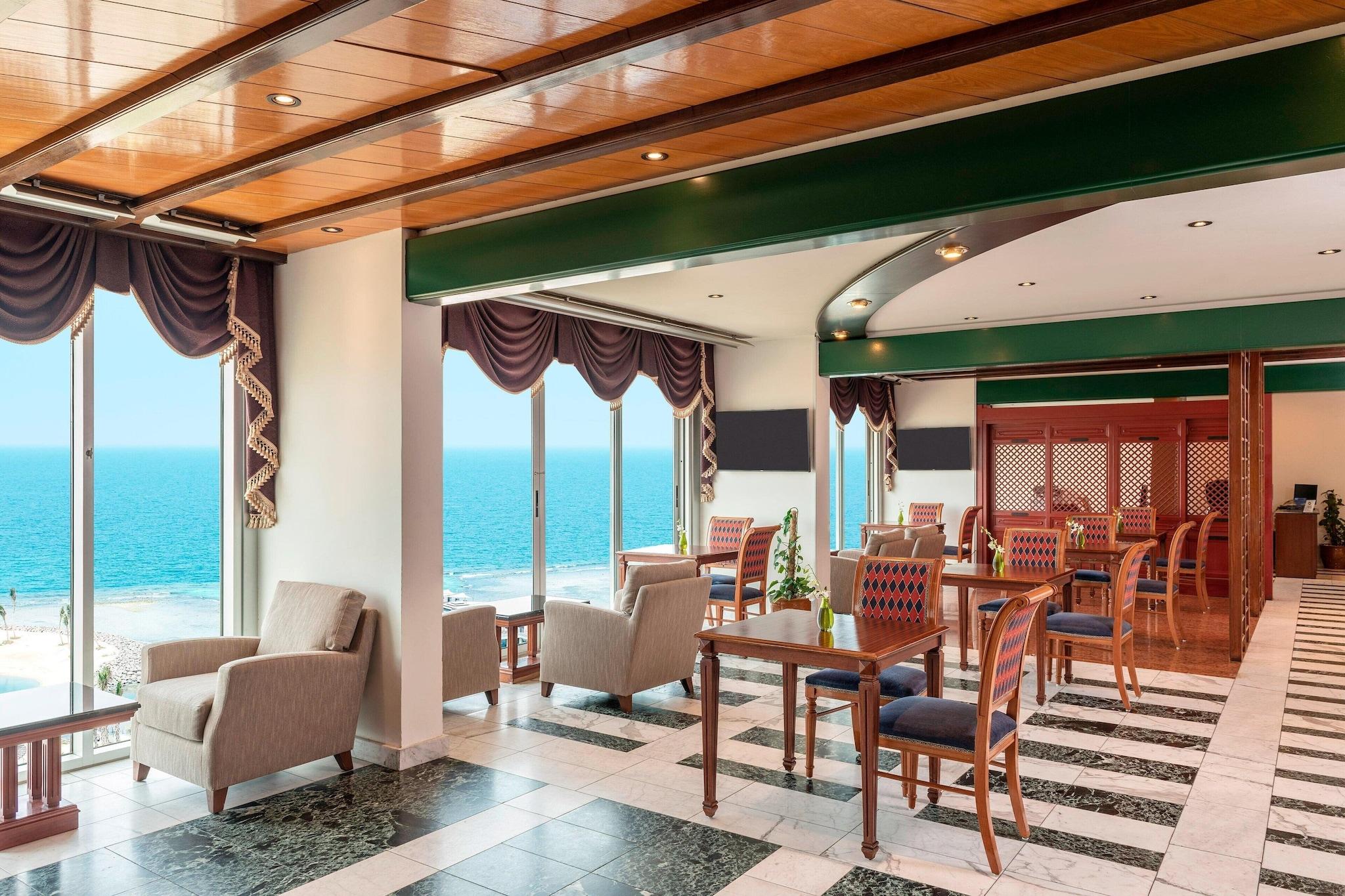 Double Club King Bed