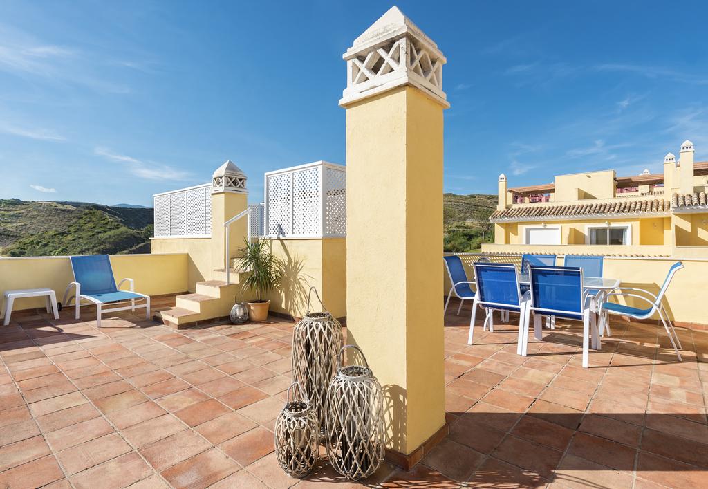 Apartment Three Bedrooms with Private Pool