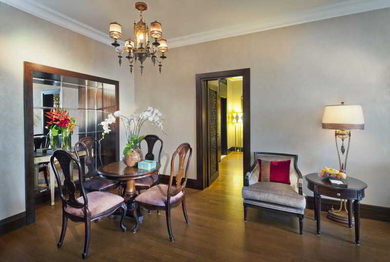 Family Room Grand Deluxe