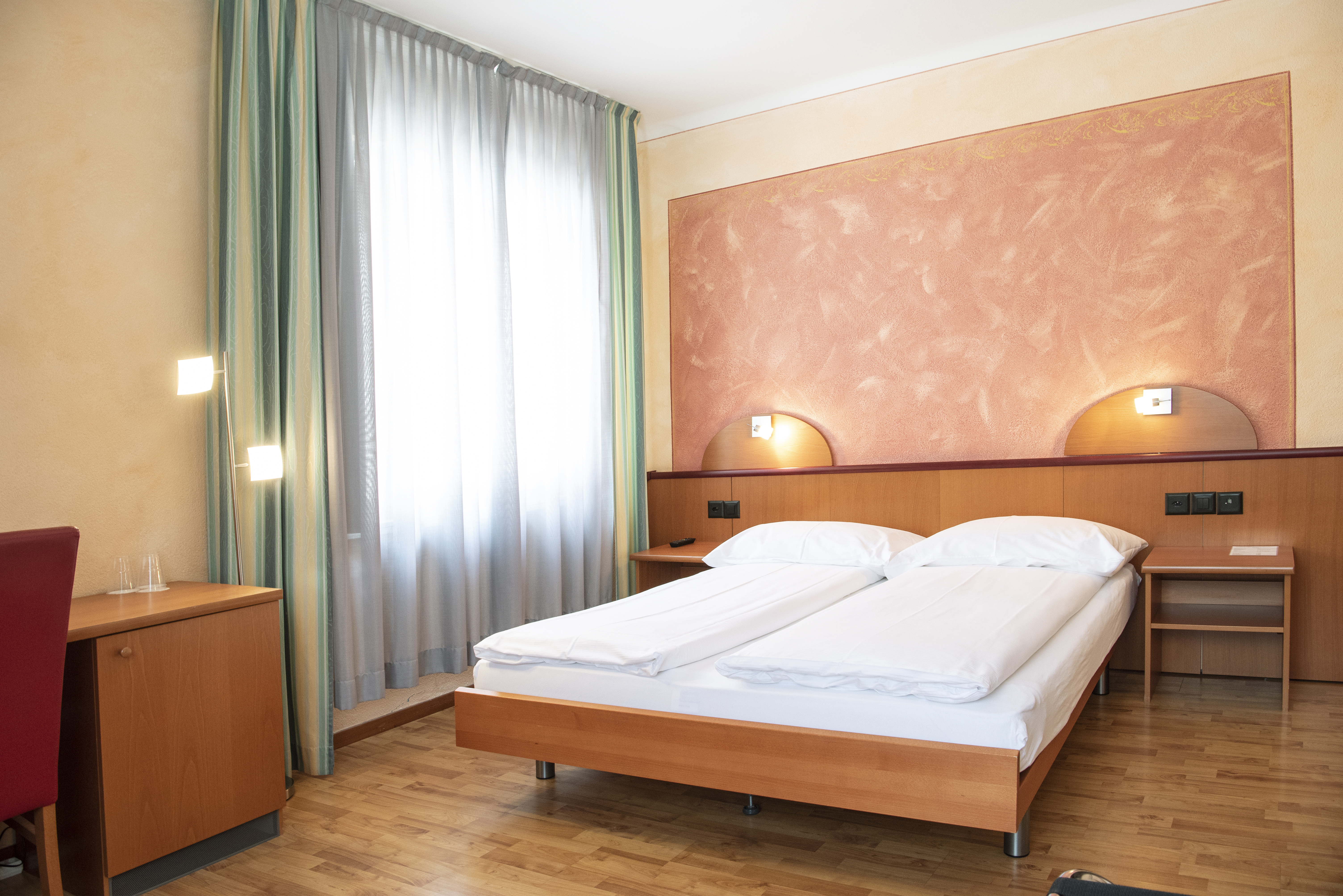 Double or Twin Standard