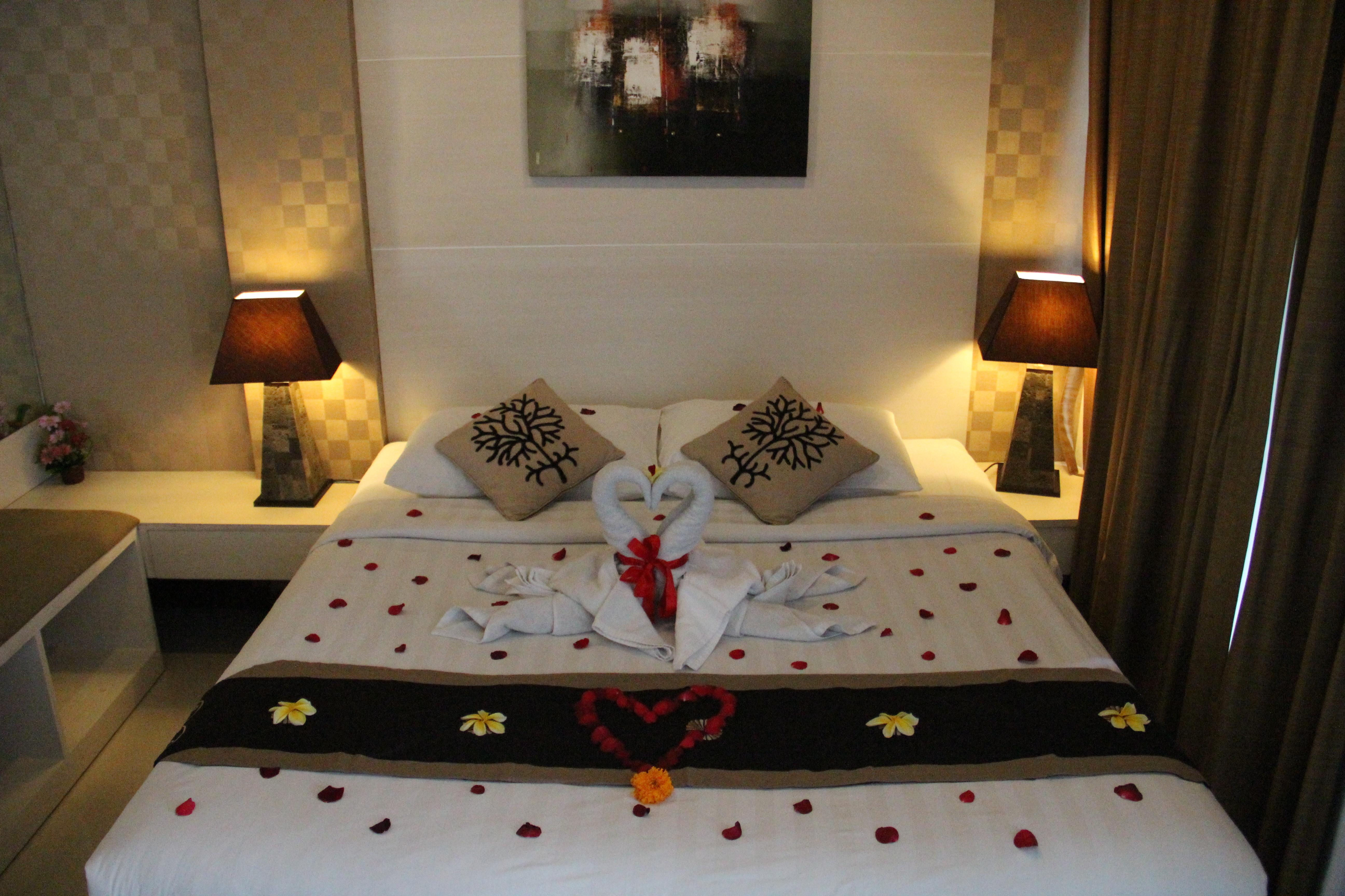 Double or Twin Deluxe Two Bedroom