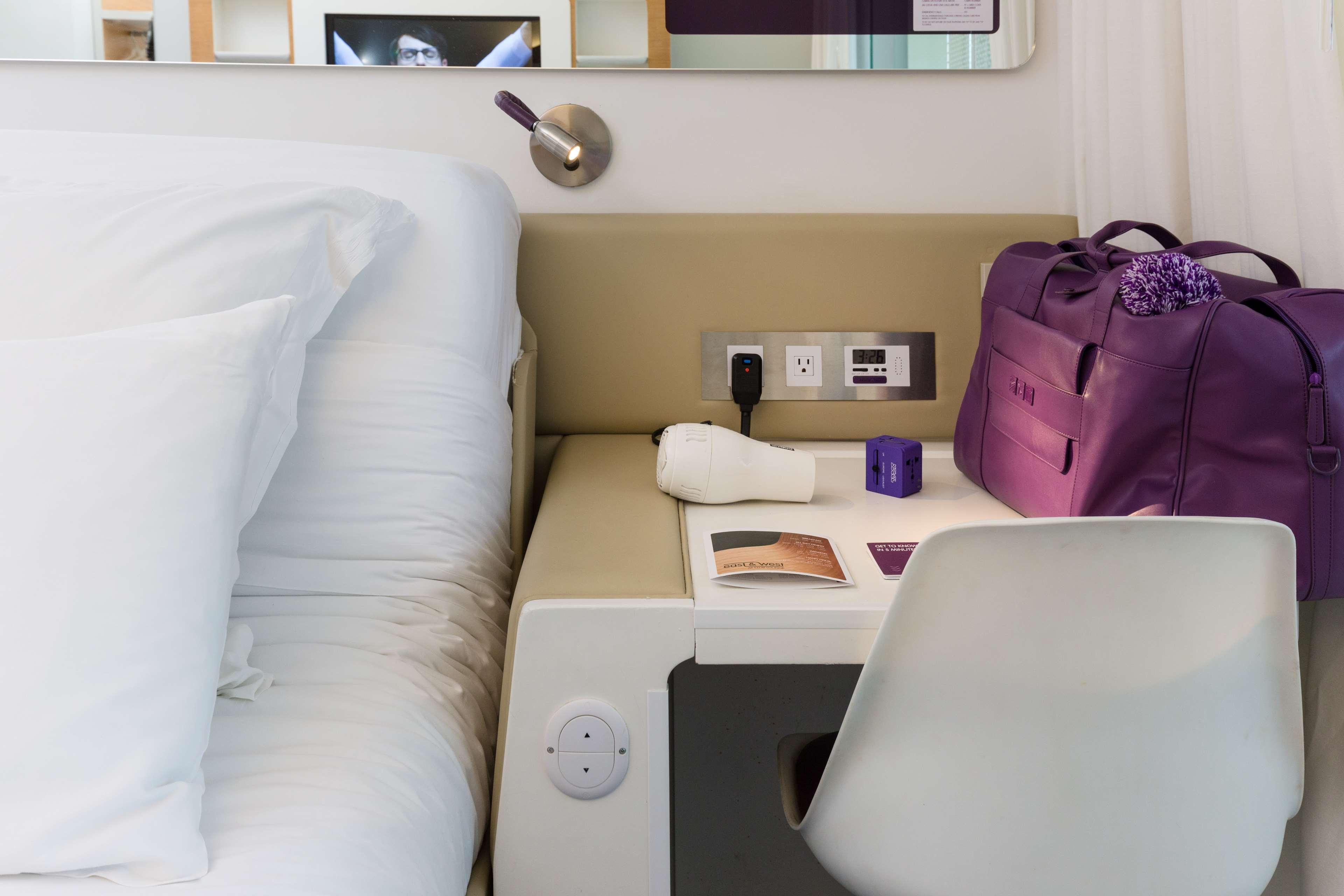 Double Club Queen Bed