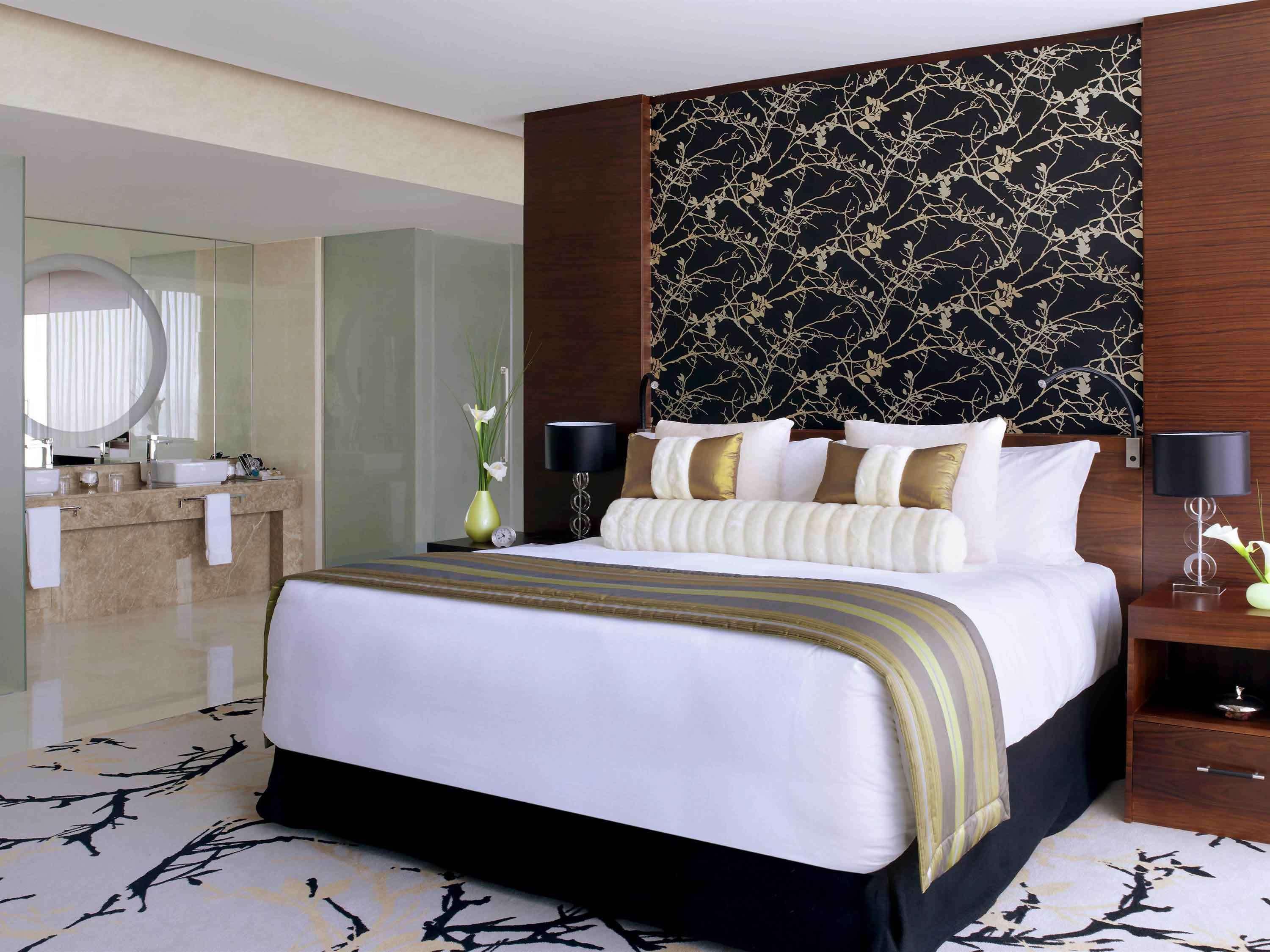 Junior Suite King Size Bed