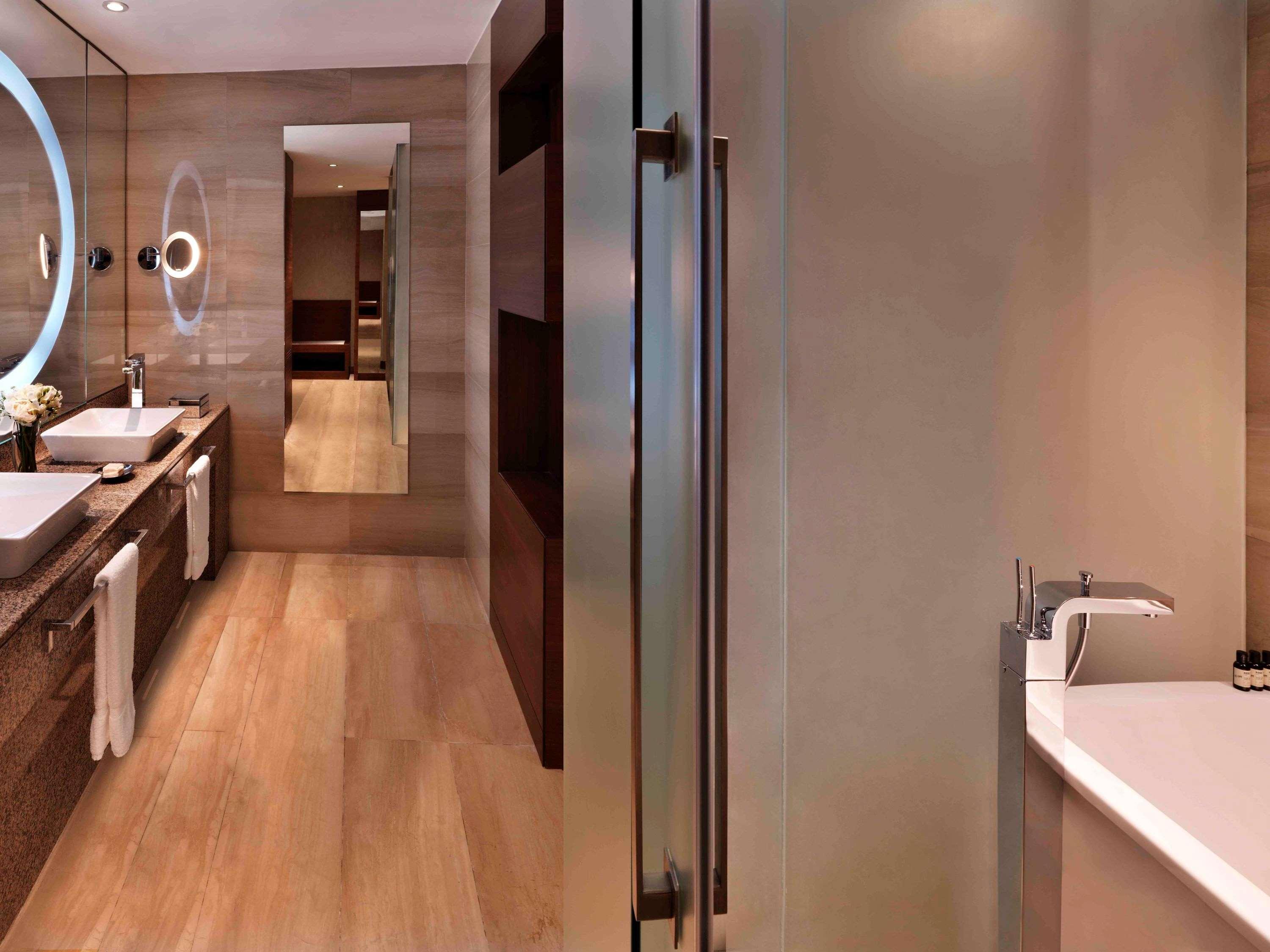 Room Superior King Bed