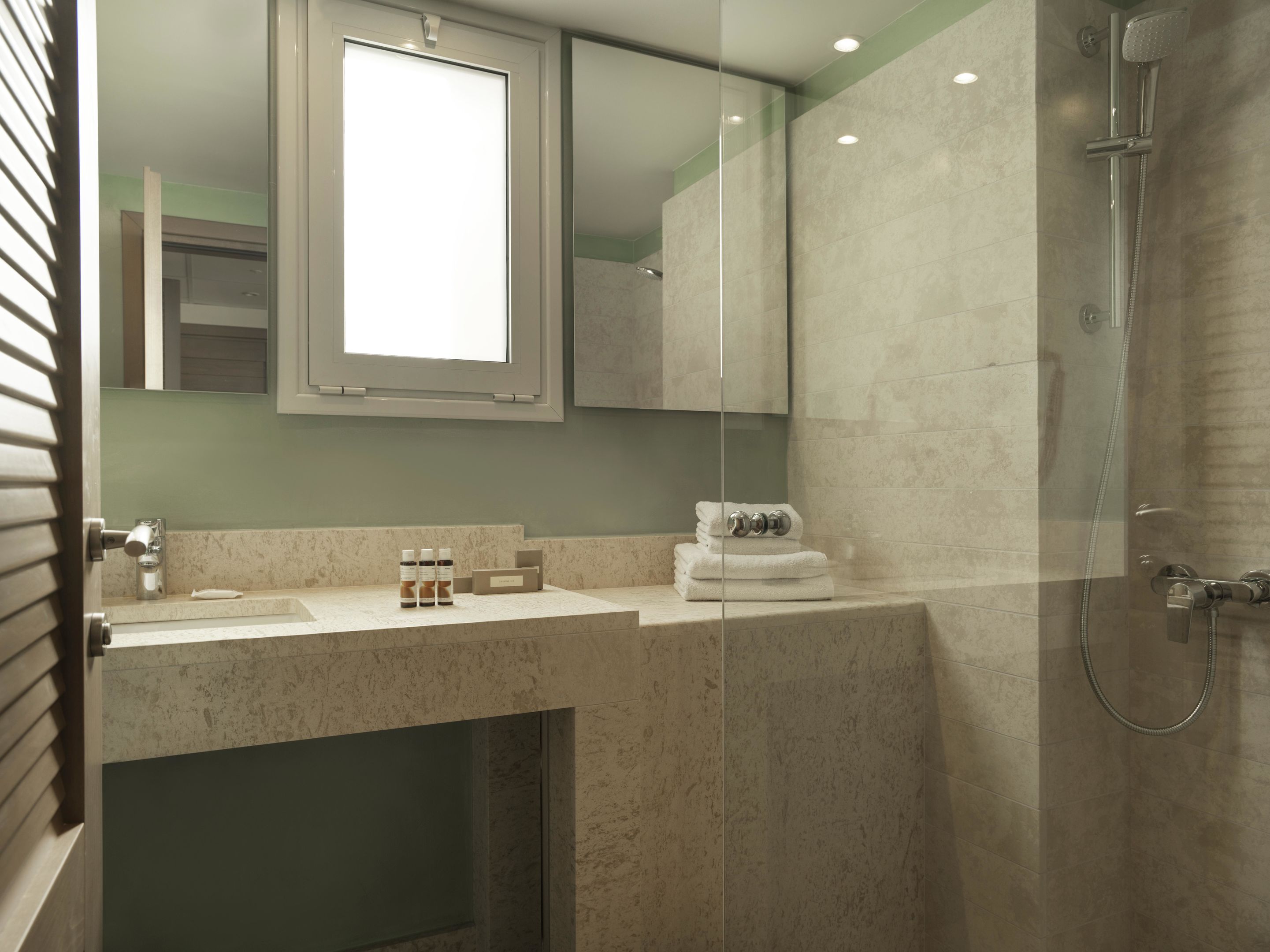 Double or Twin Deluxe