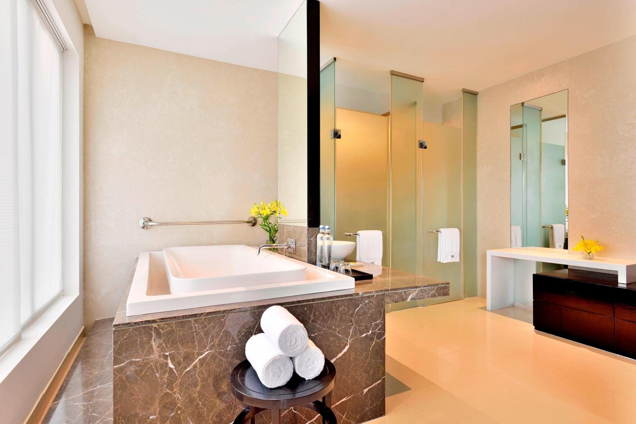 Suite Executive King Bed