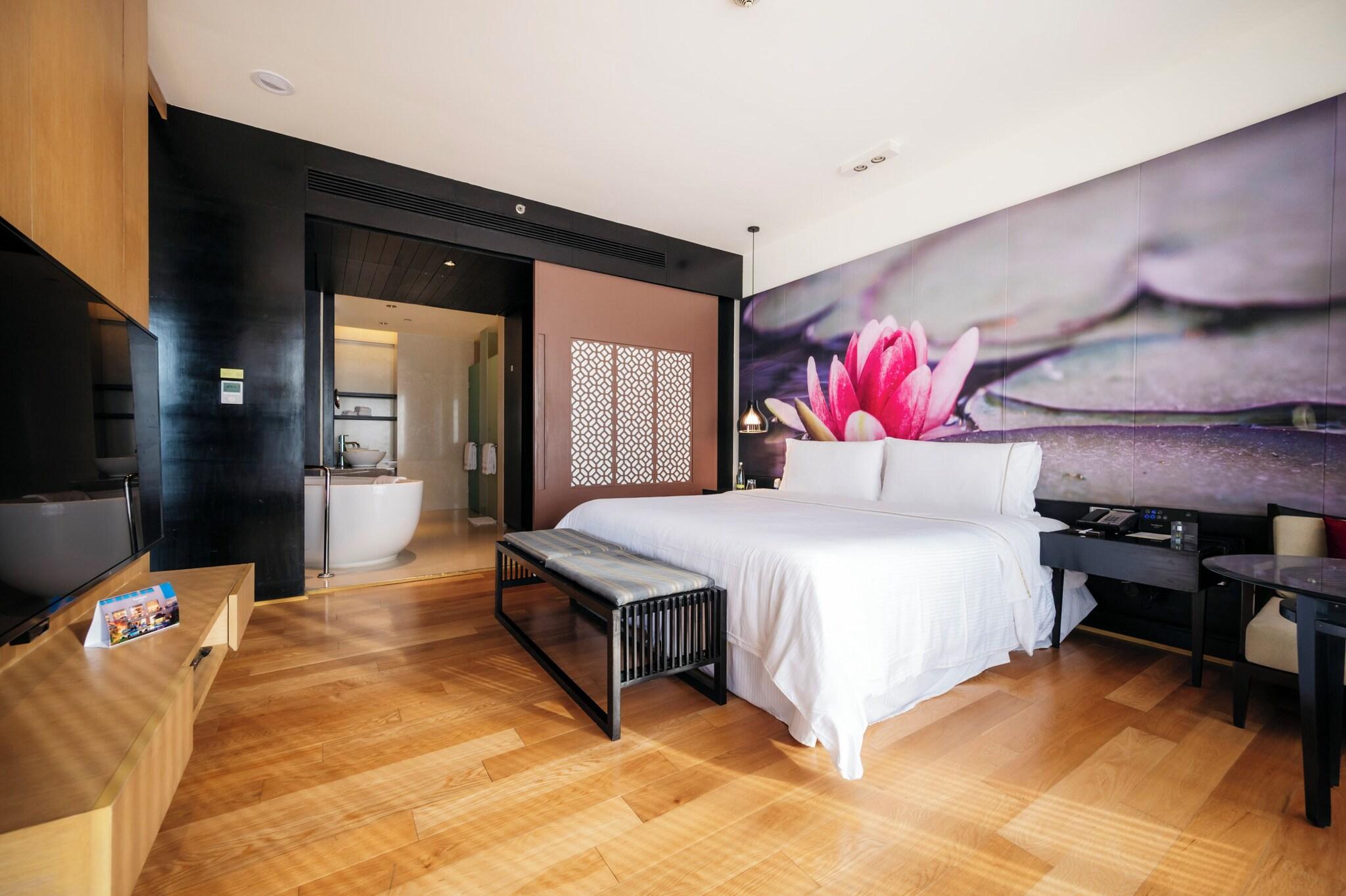 Double King Bed Non Smoking