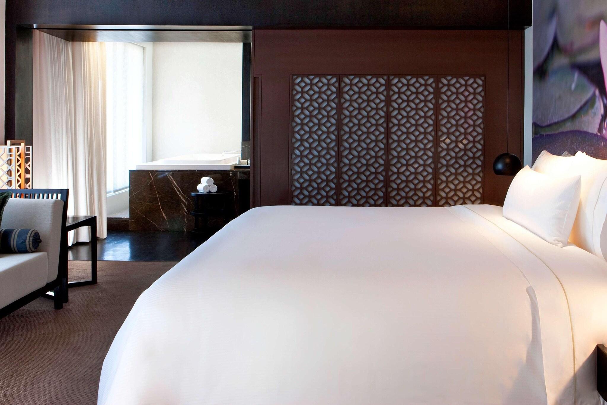 Suite Executive King Bed