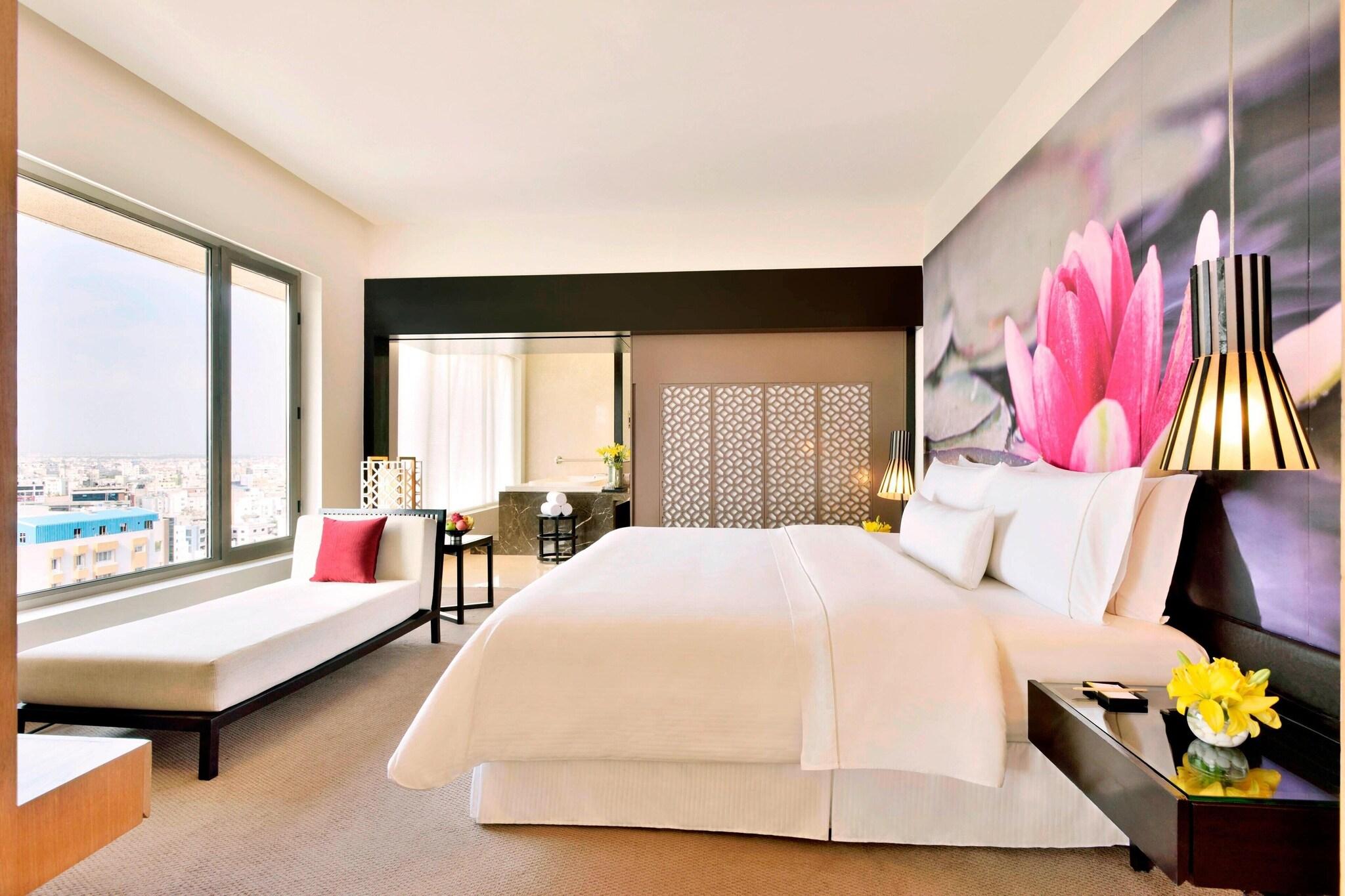 Double Pool View King Bed