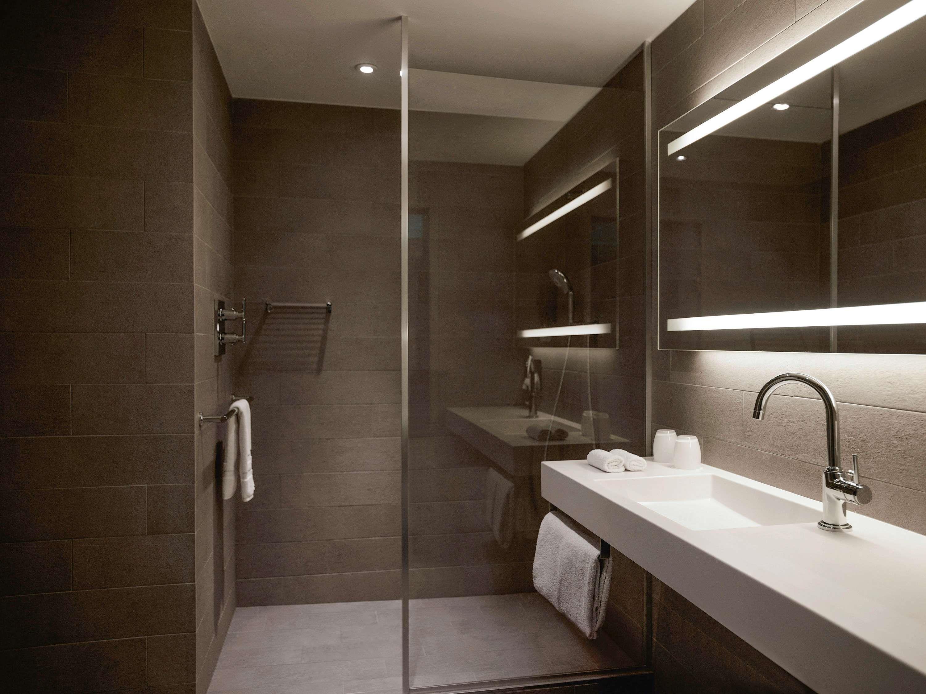 Twin Superior with Views