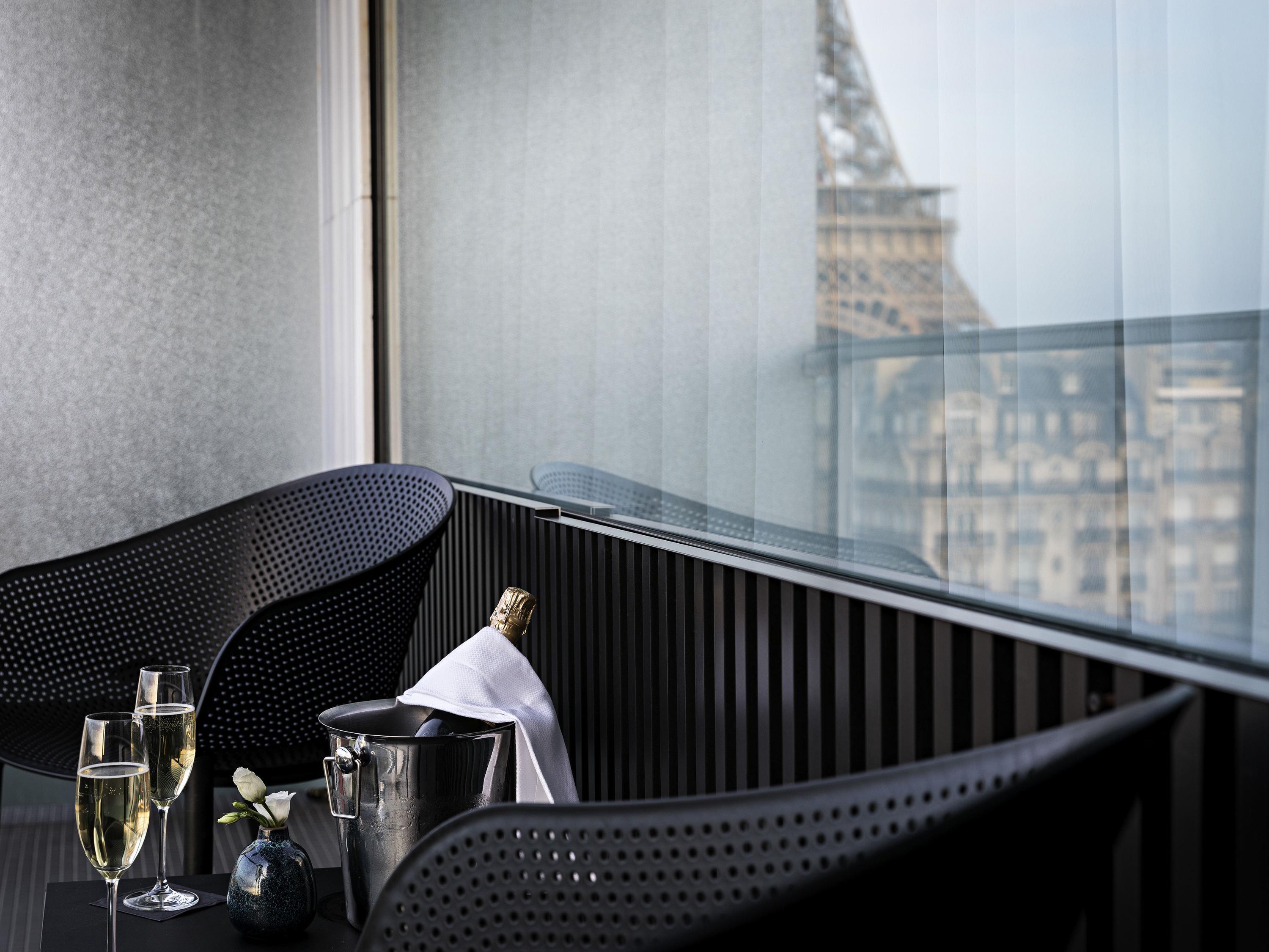 Twin Deluxe City View