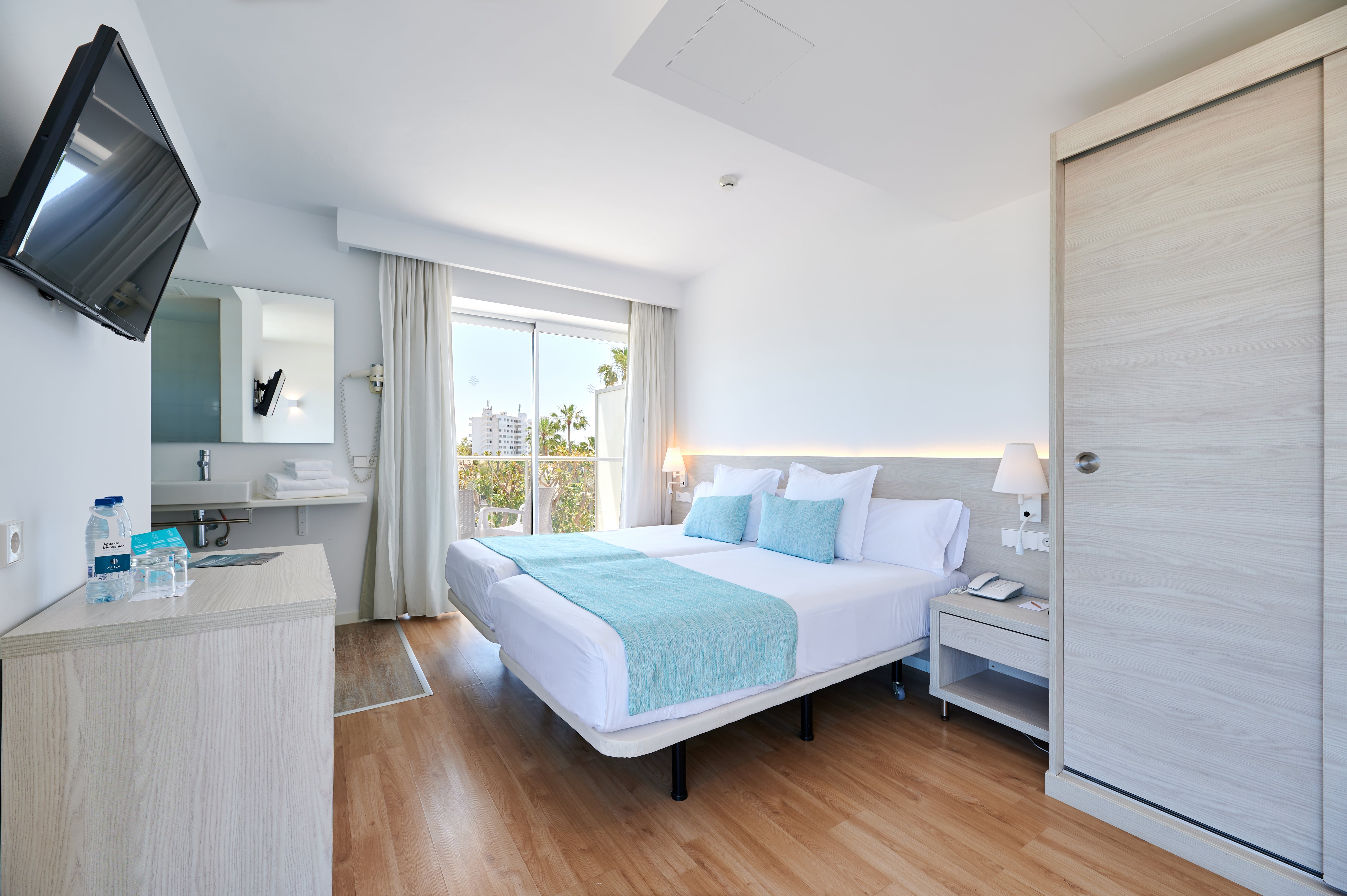 Family Room Standard