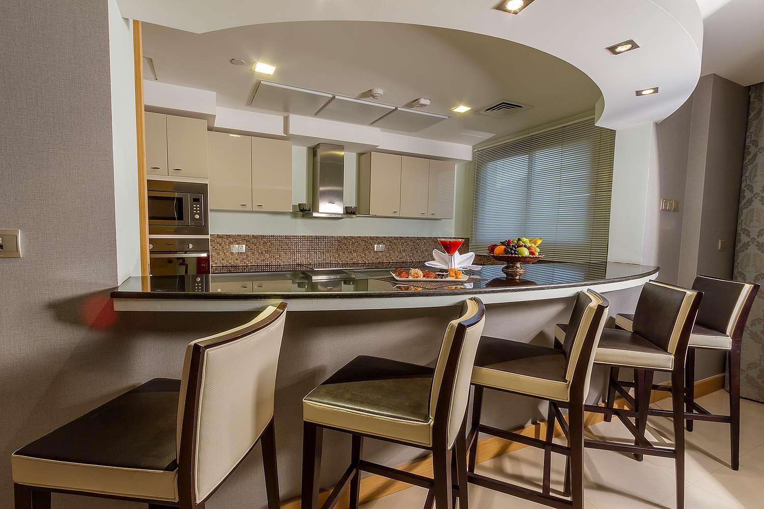 Suite Four Bedrooms with Private Pool