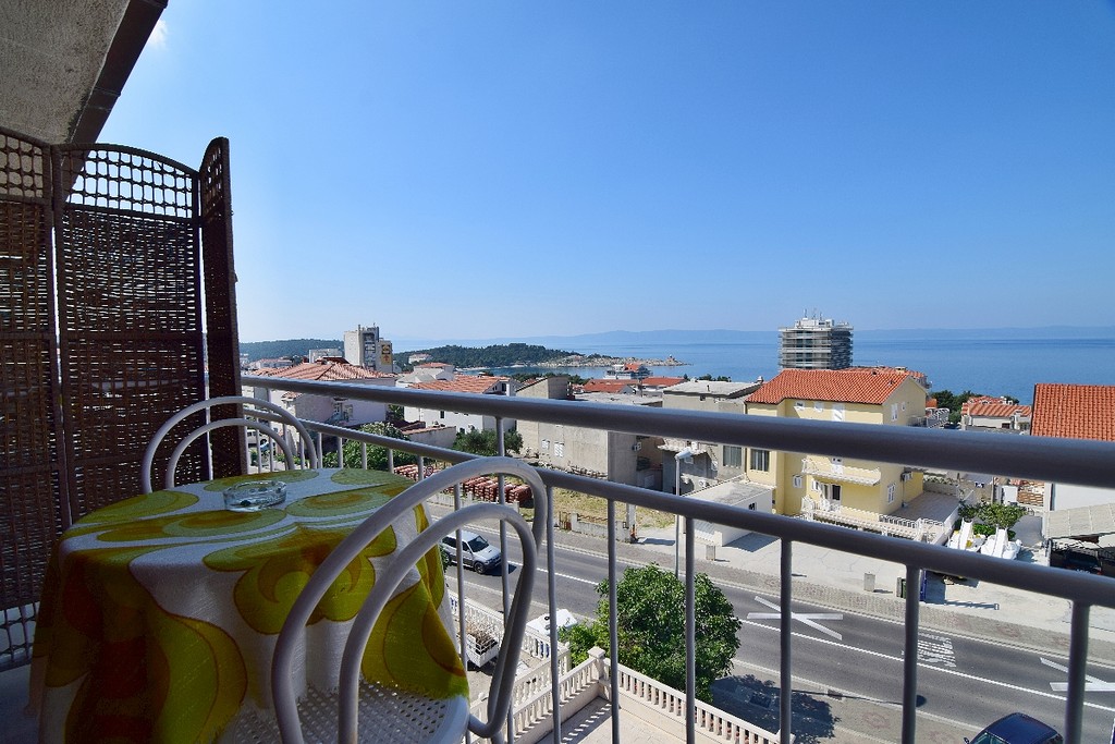 Apartment Capacity 4