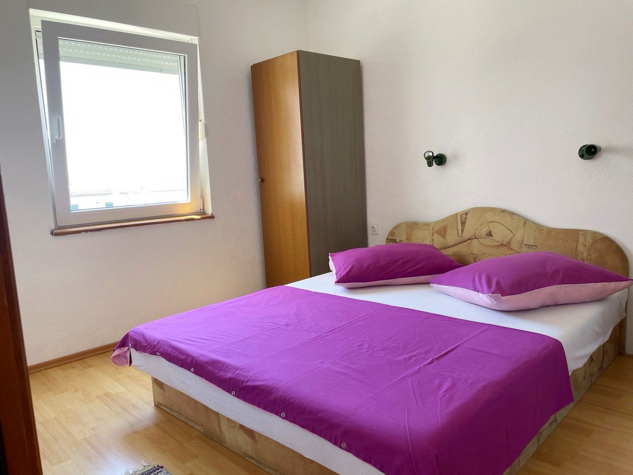 Apartment Capacity 4