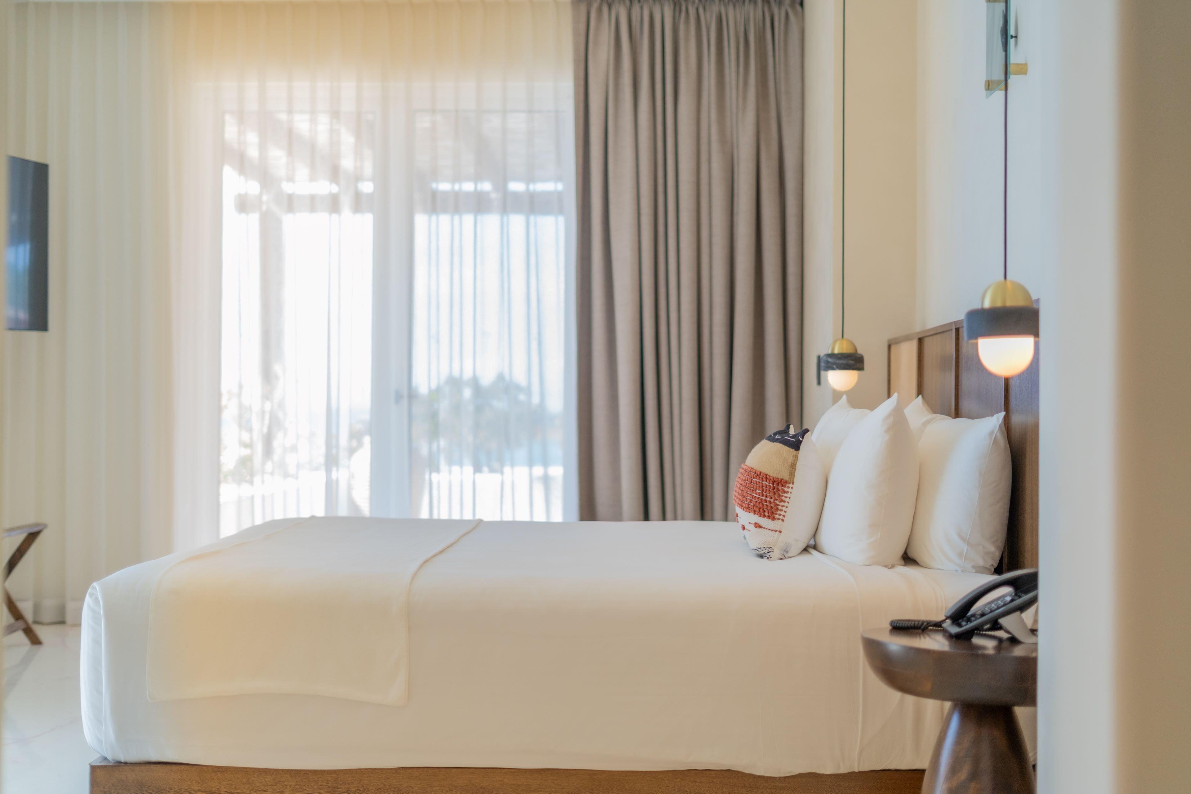 Suite Sea View King Bed