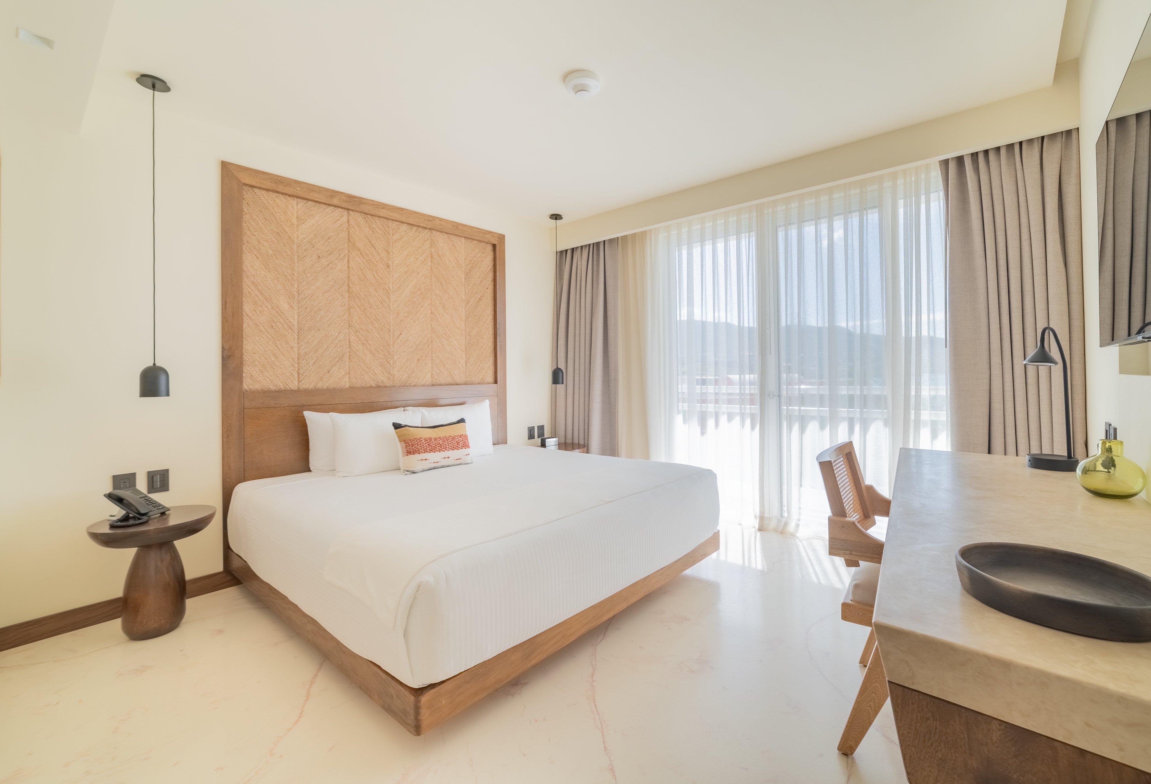 Double Sea View King Bed