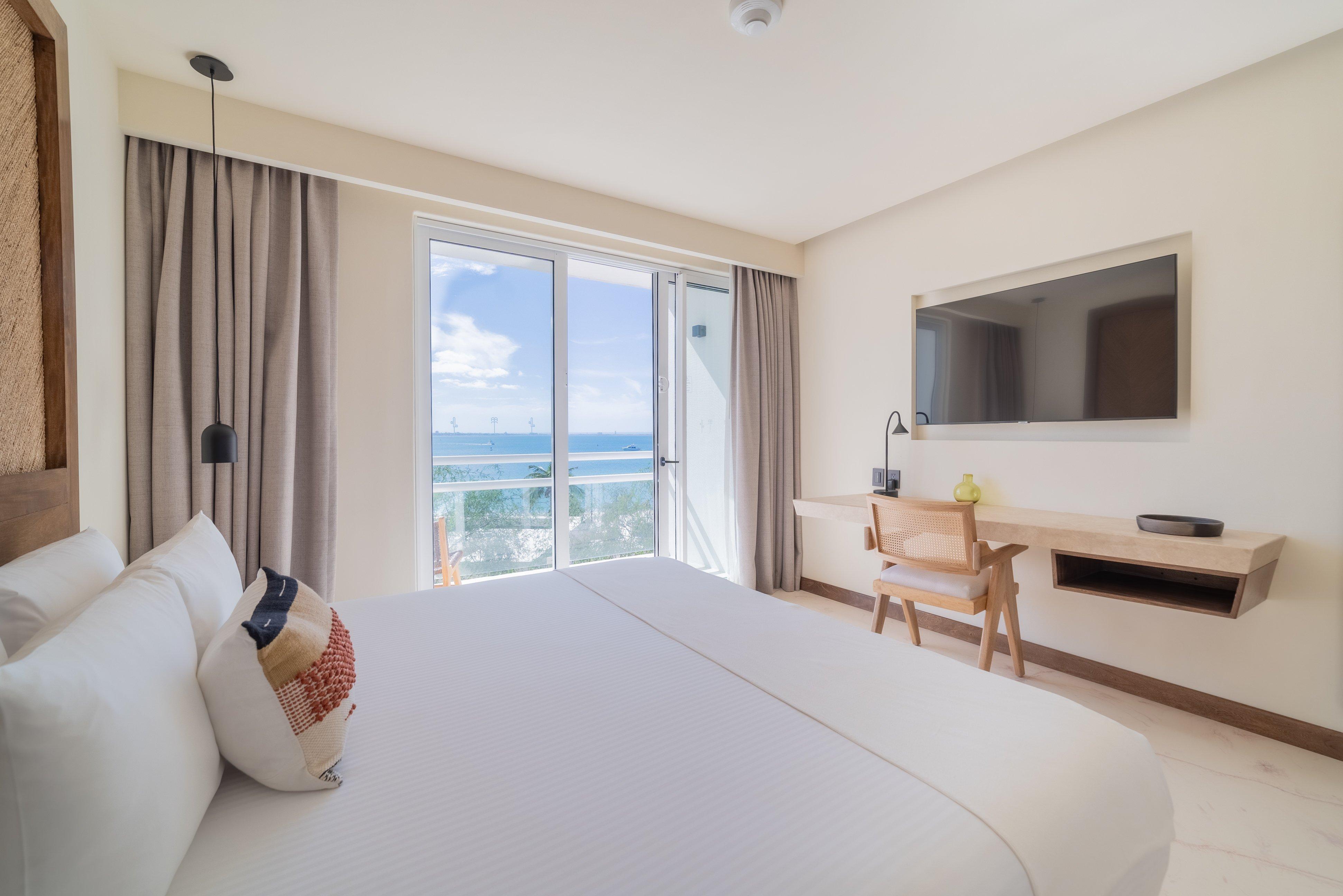 Double Sea View King Bed