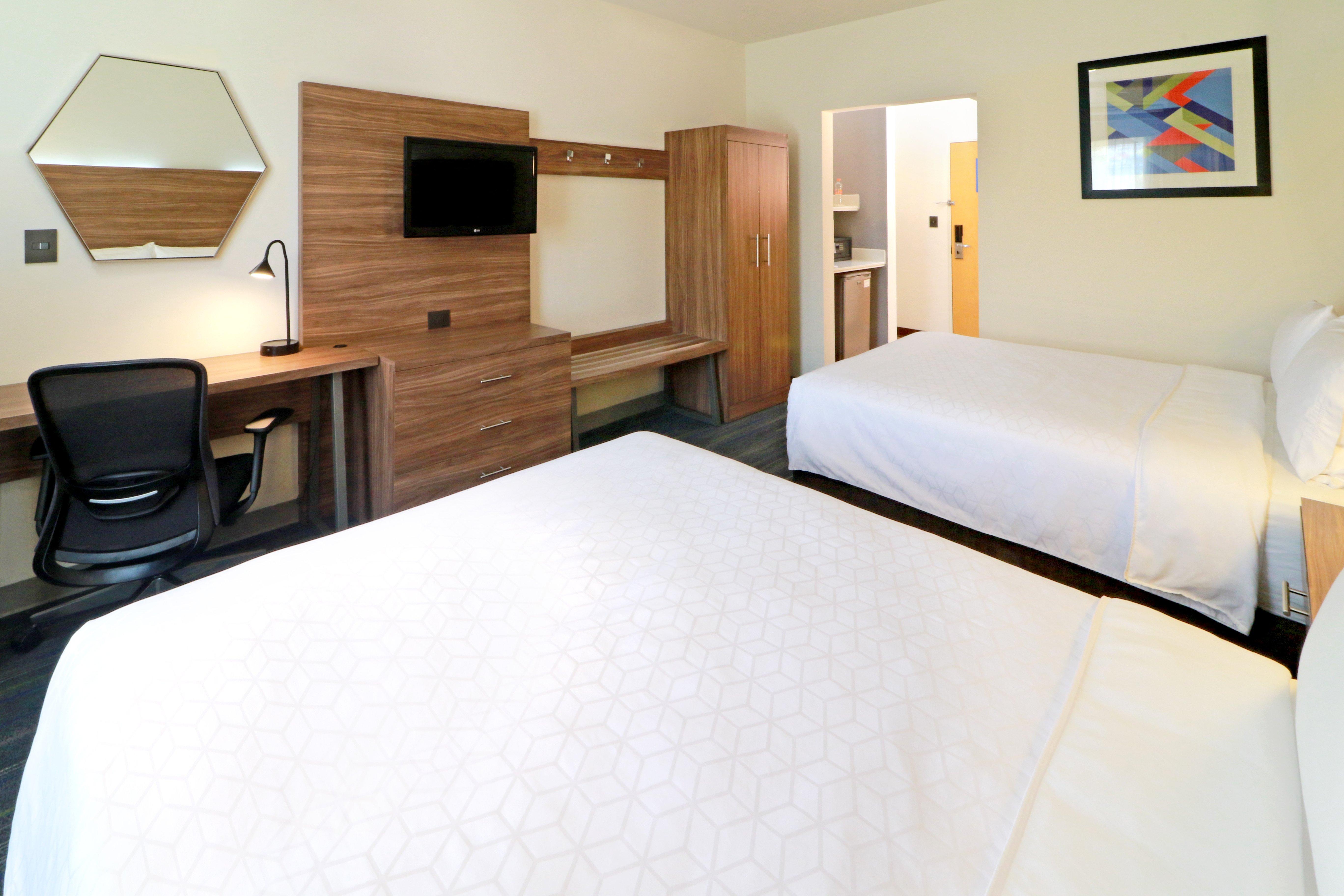 Double Two Queen Beds