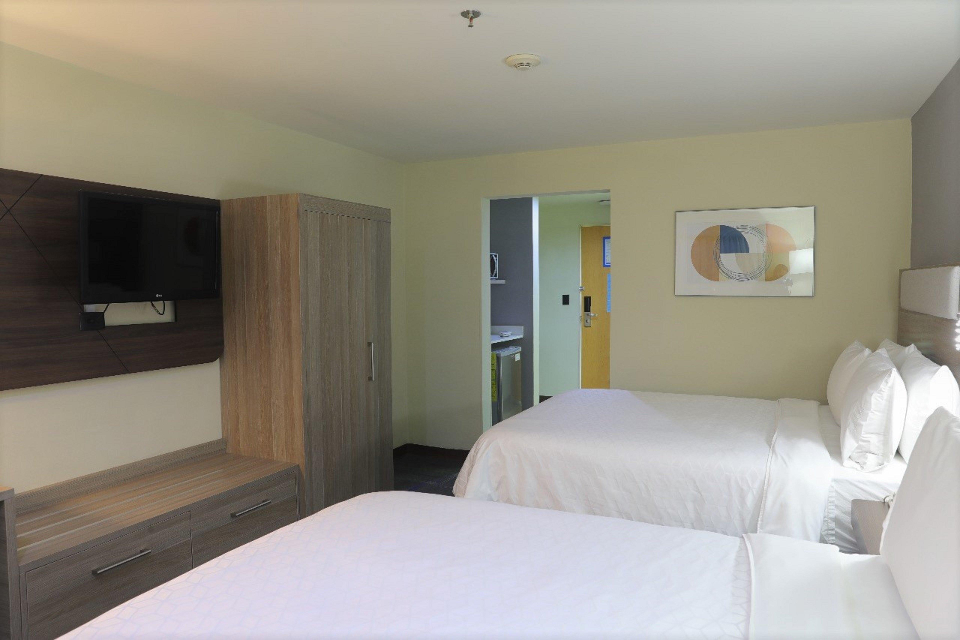 Double Accessible-two Queen Beds