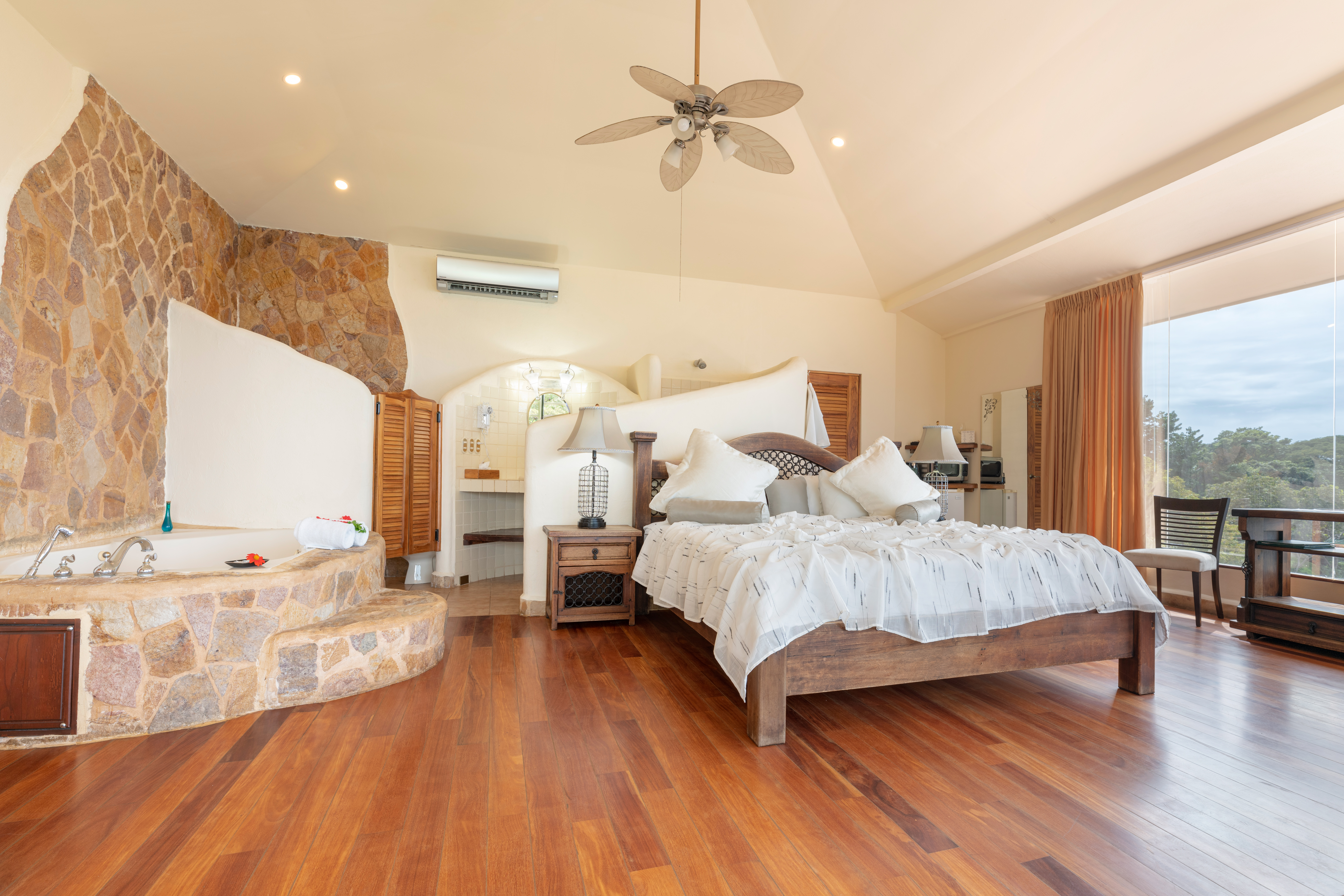 Suite Ocean View One Bedroom