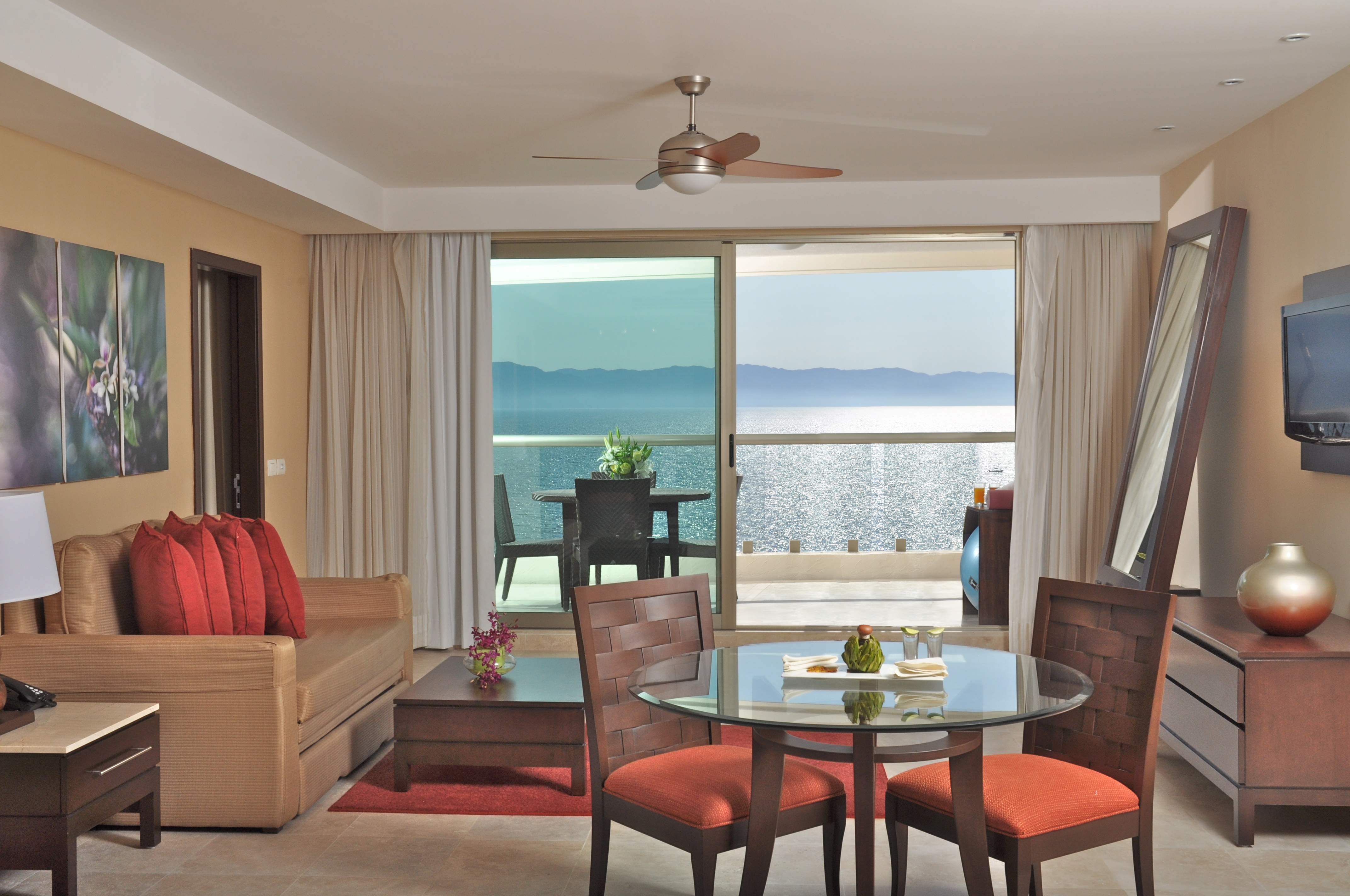 Double Capacity 2 One Bedroom