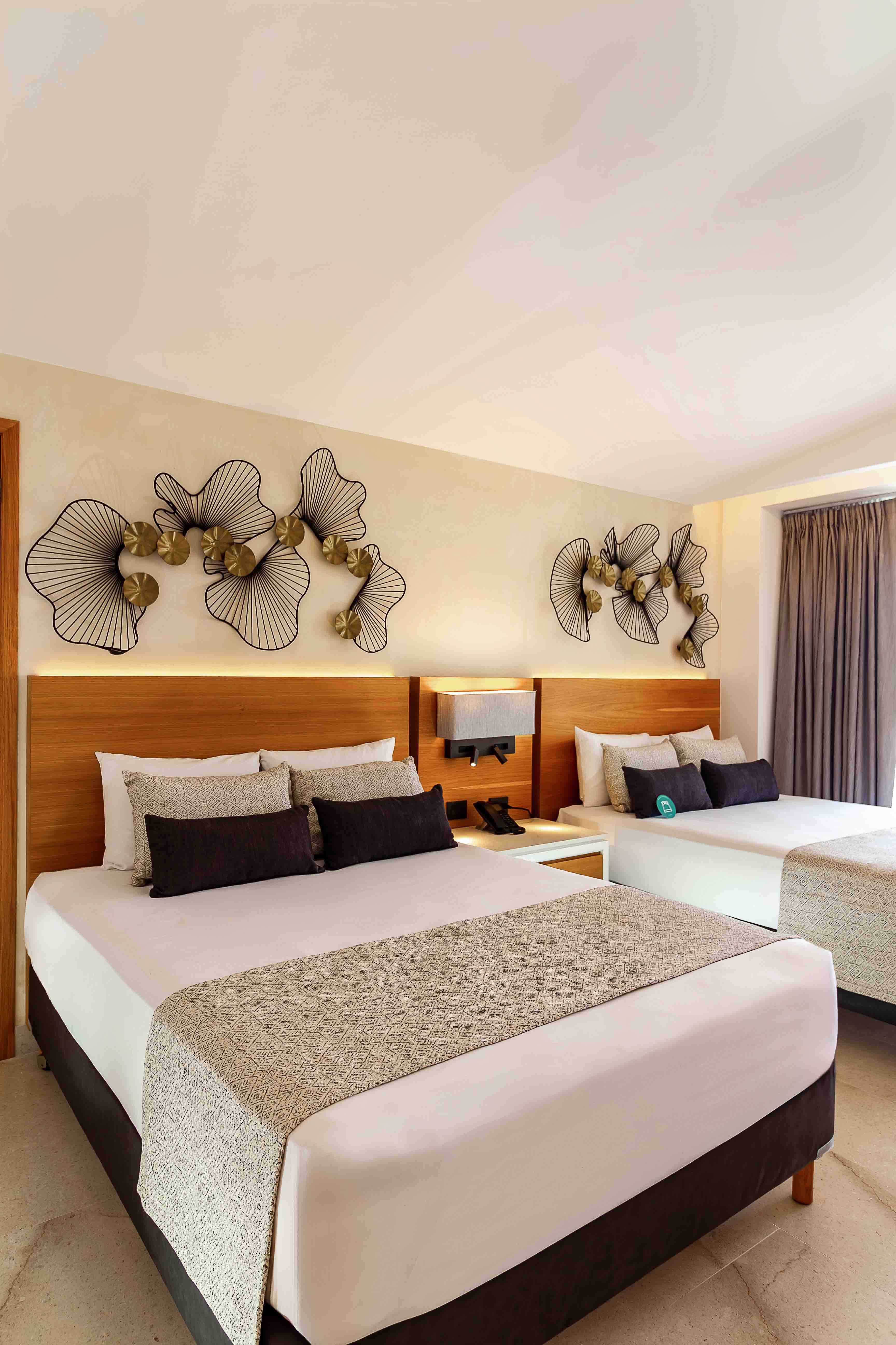 Single Deluxe Superior