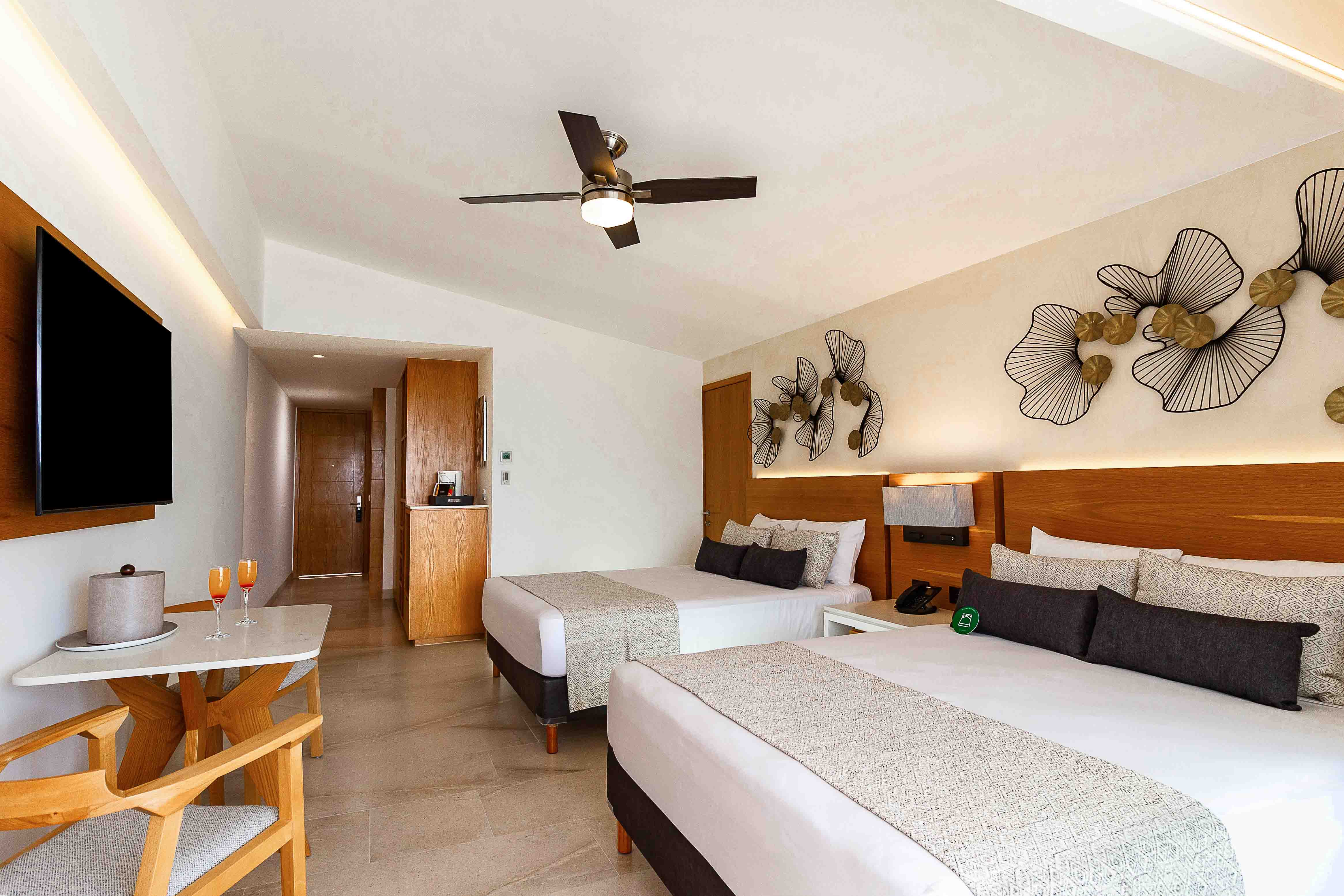 Single Deluxe Superior