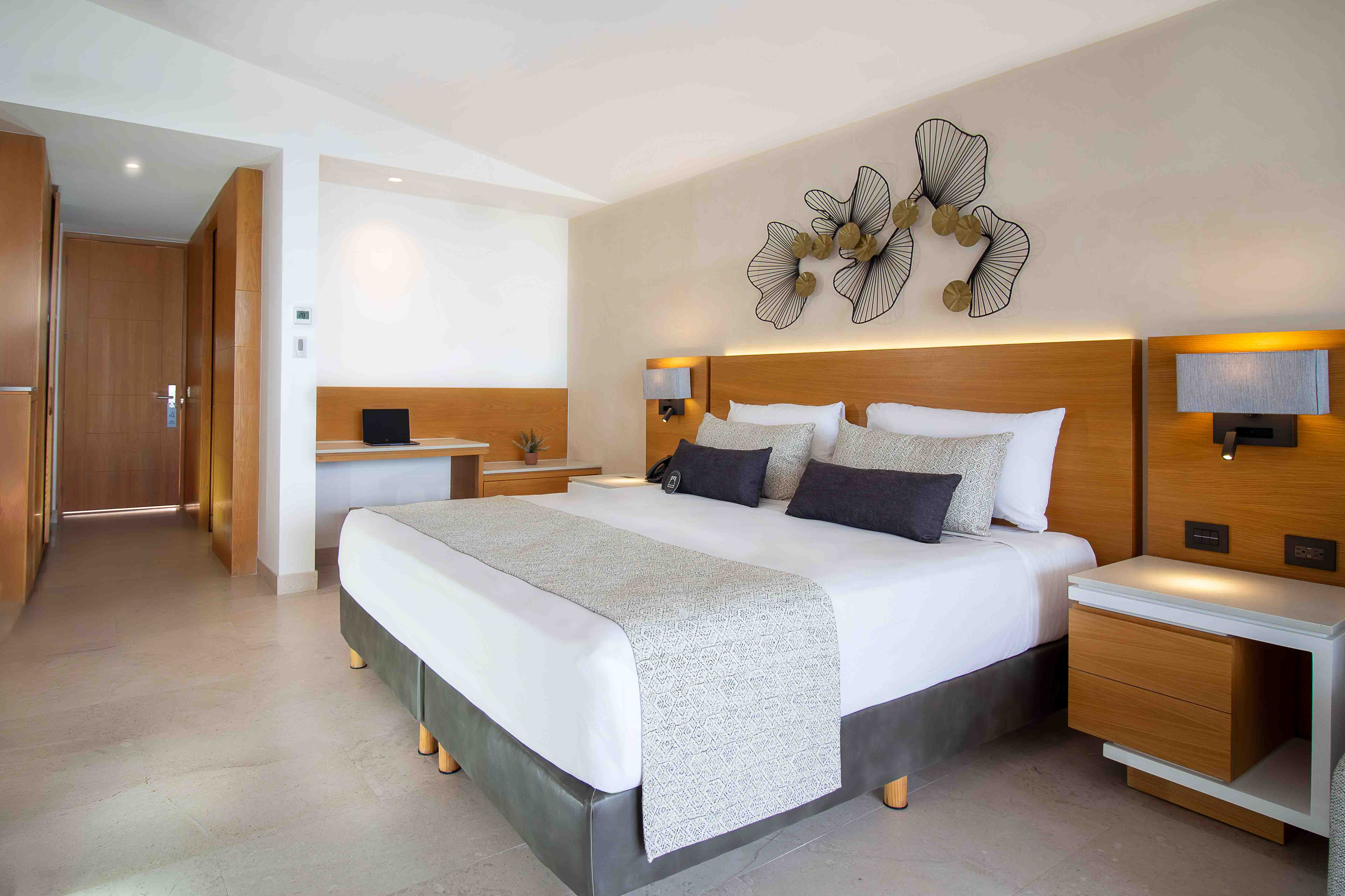 Triple Deluxe Premier