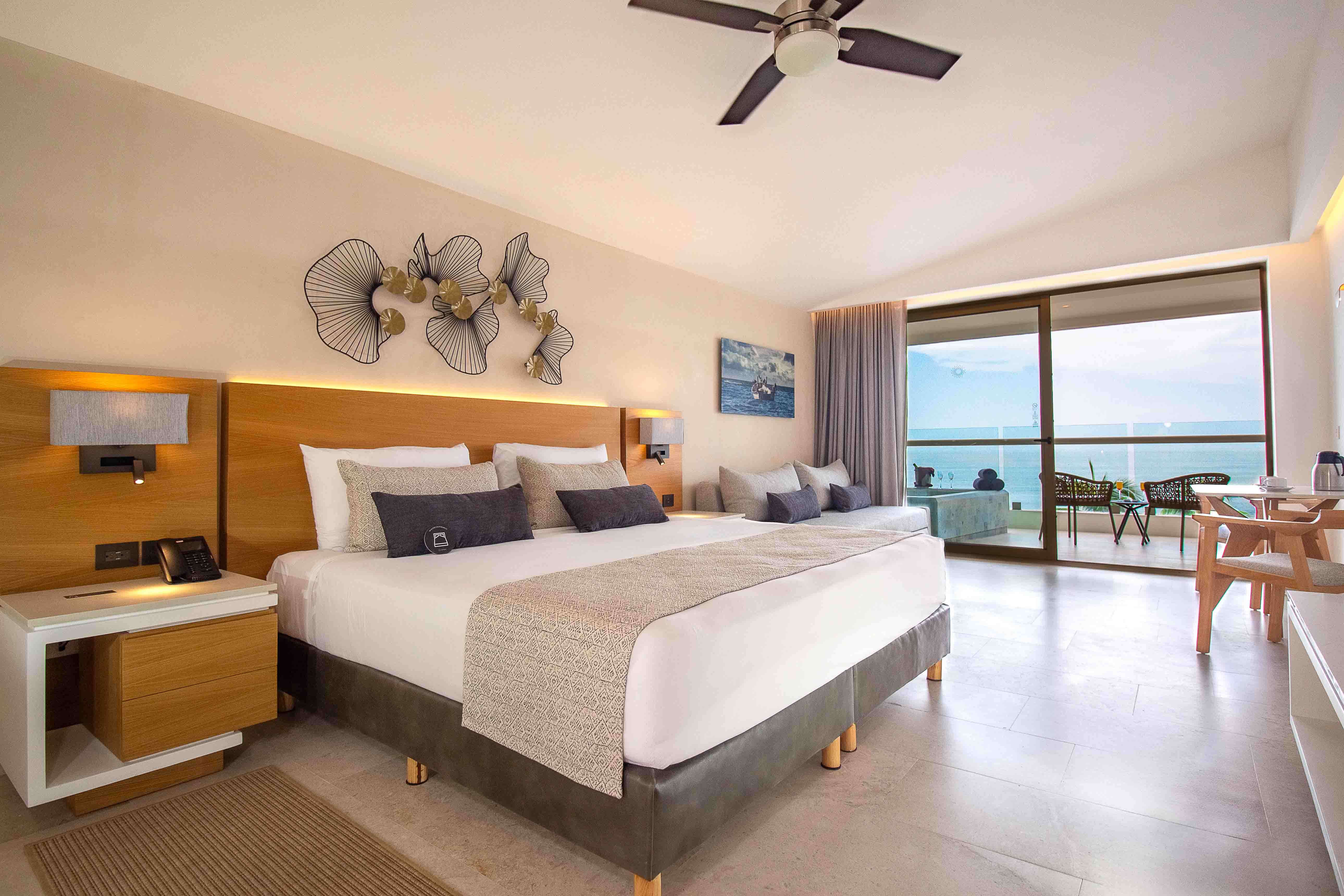 Double Deluxe Premier