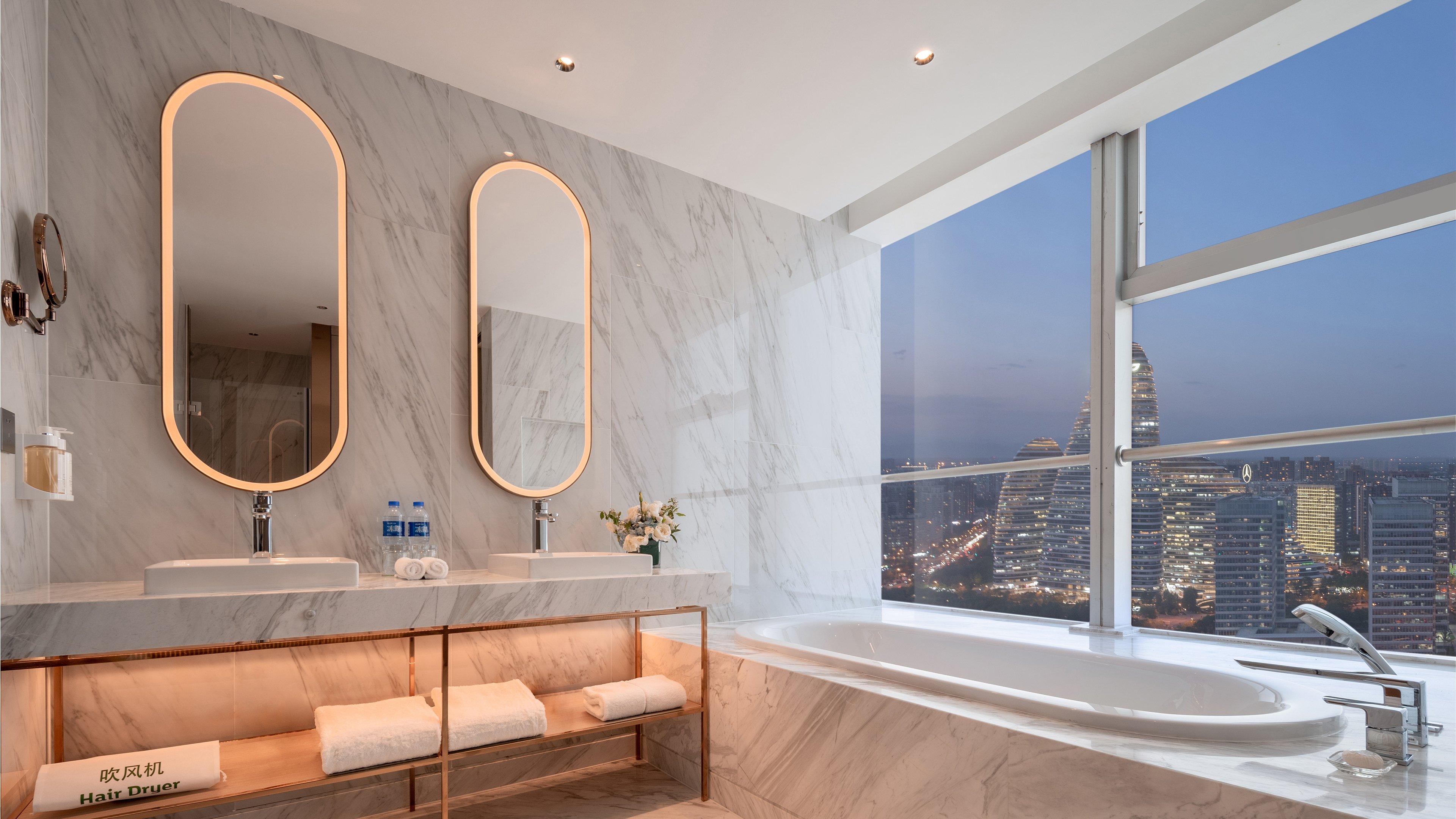 Suite with Views