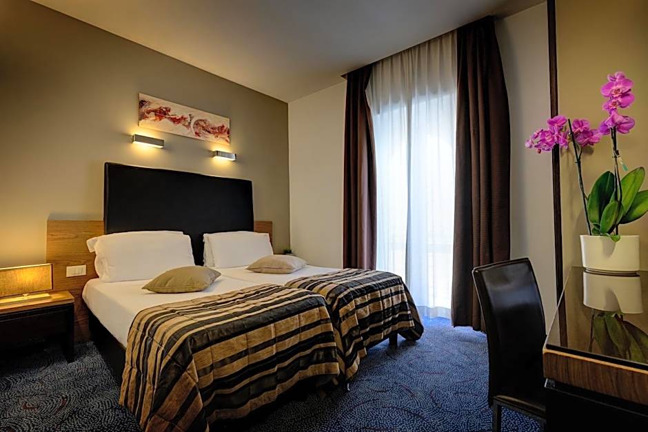 Double or Twin Standard