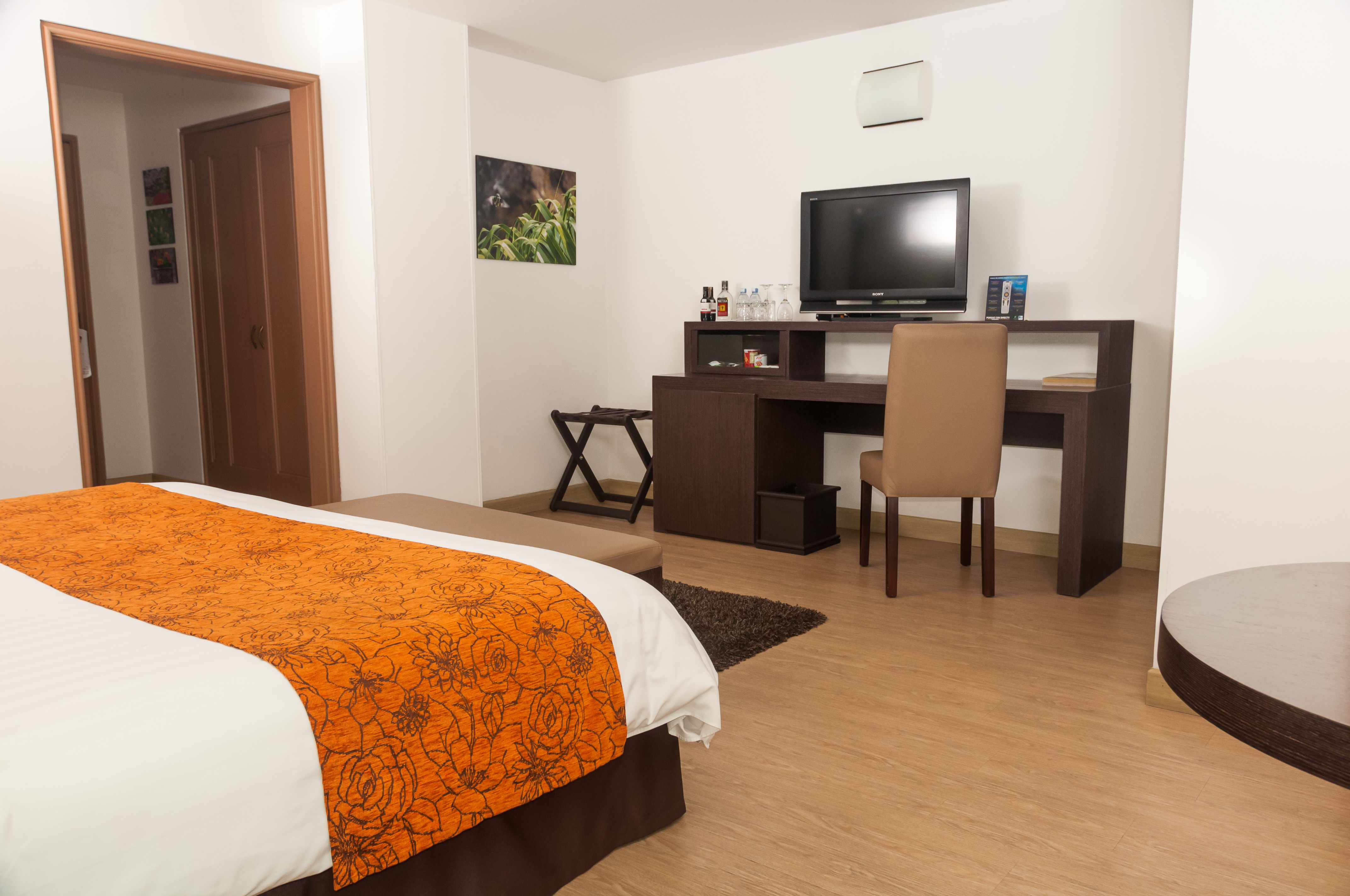 Double King Size Bed