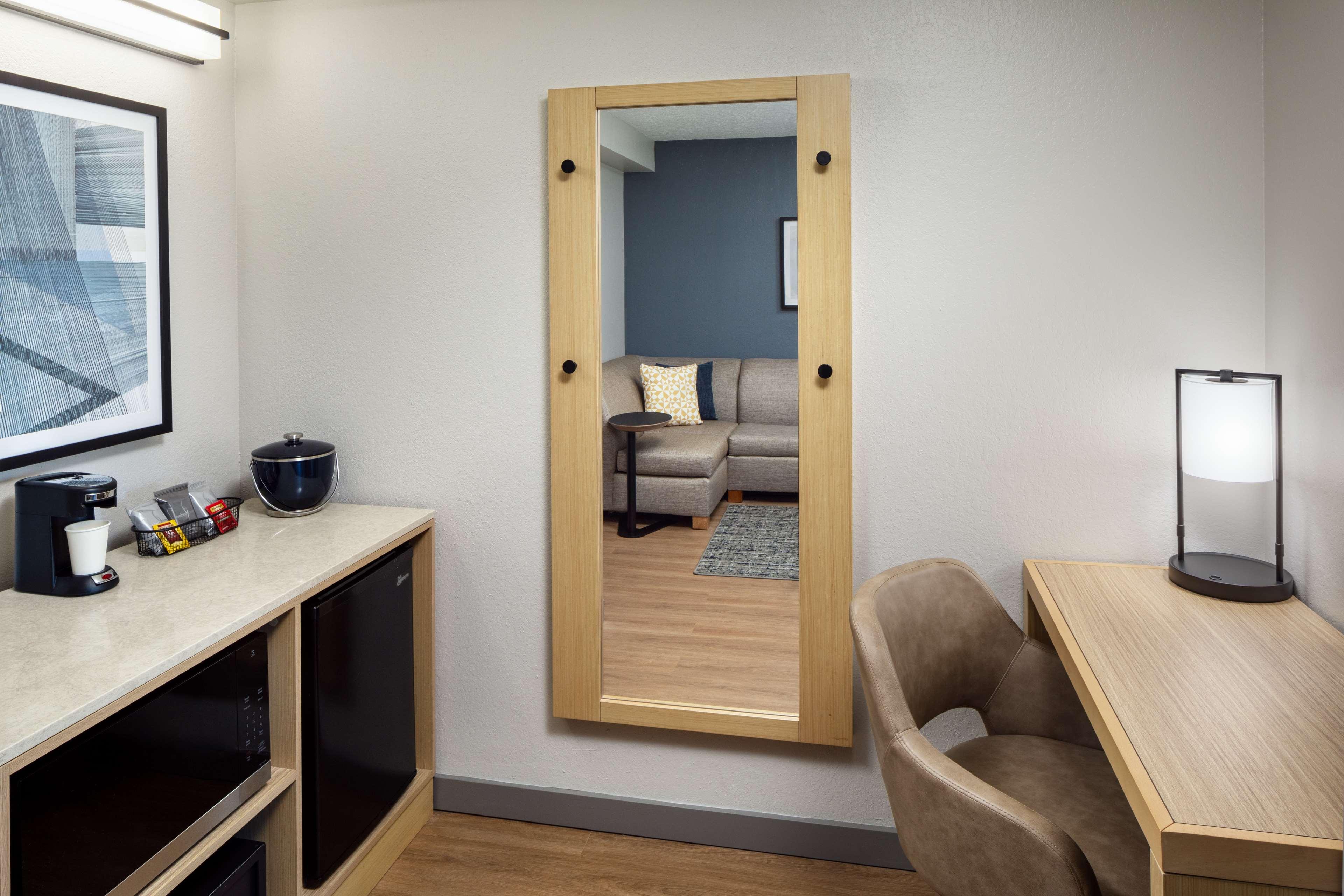 Double King Bed Non Smoking