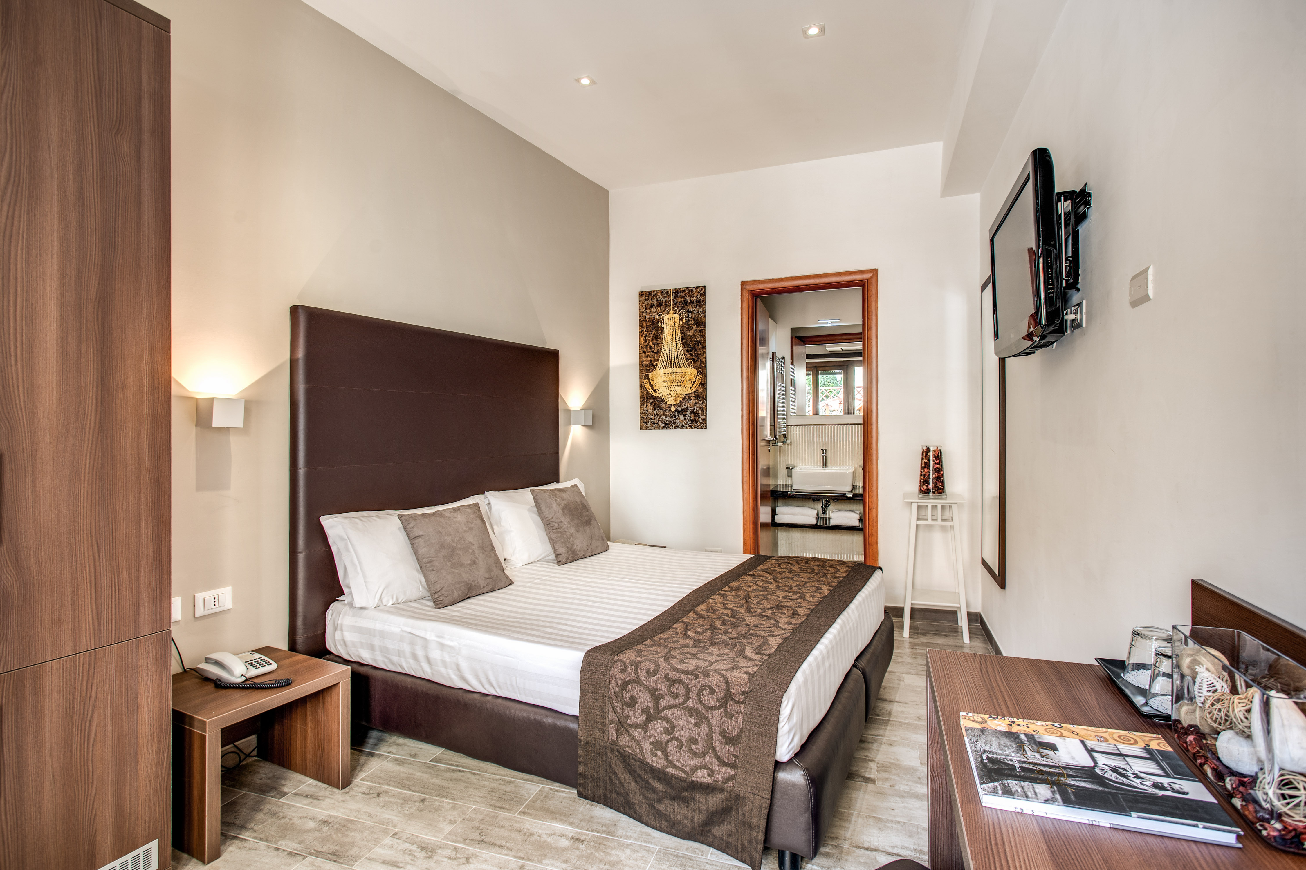 Double or Twin Deluxe