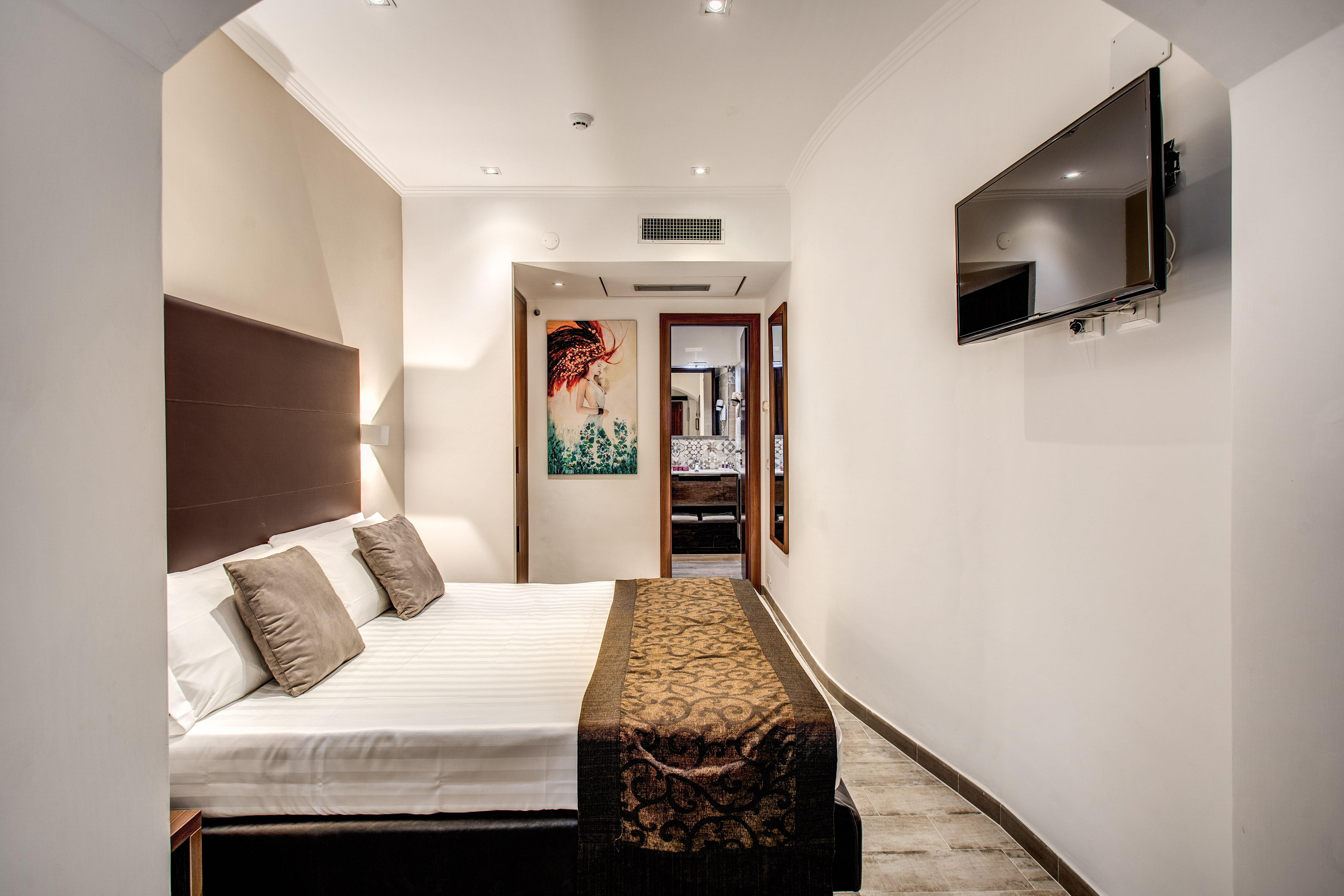 Double or Twin Deluxe