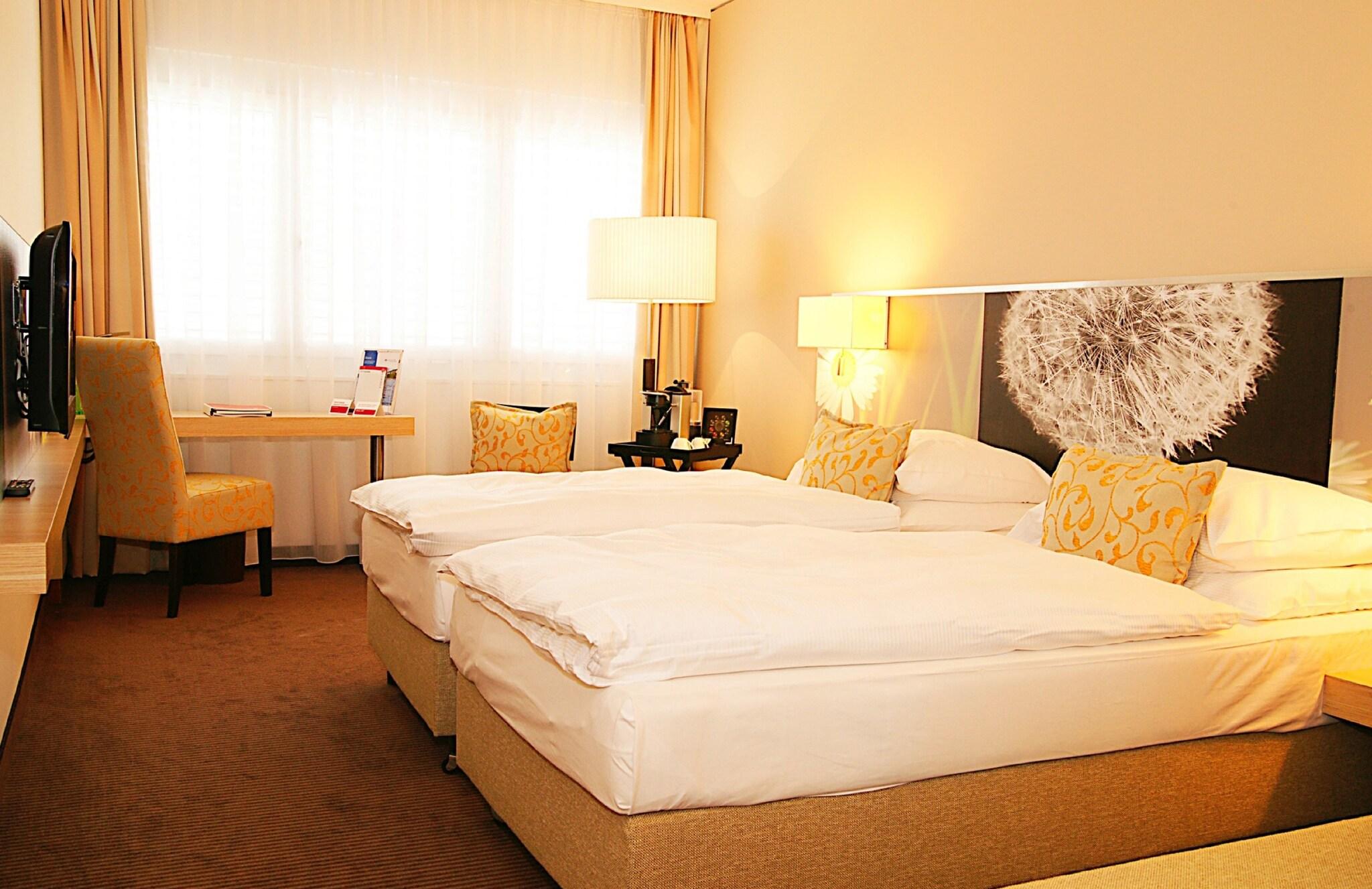 Double Single Business King Bed